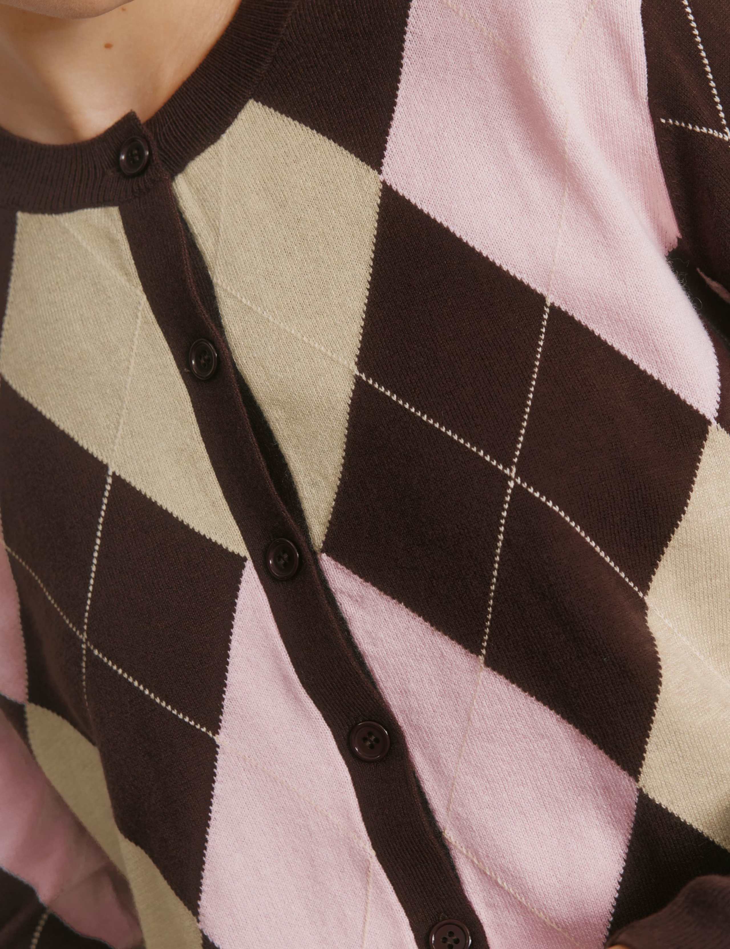 Argyle Crew Neck Cardigan with Wool 4 of 4
