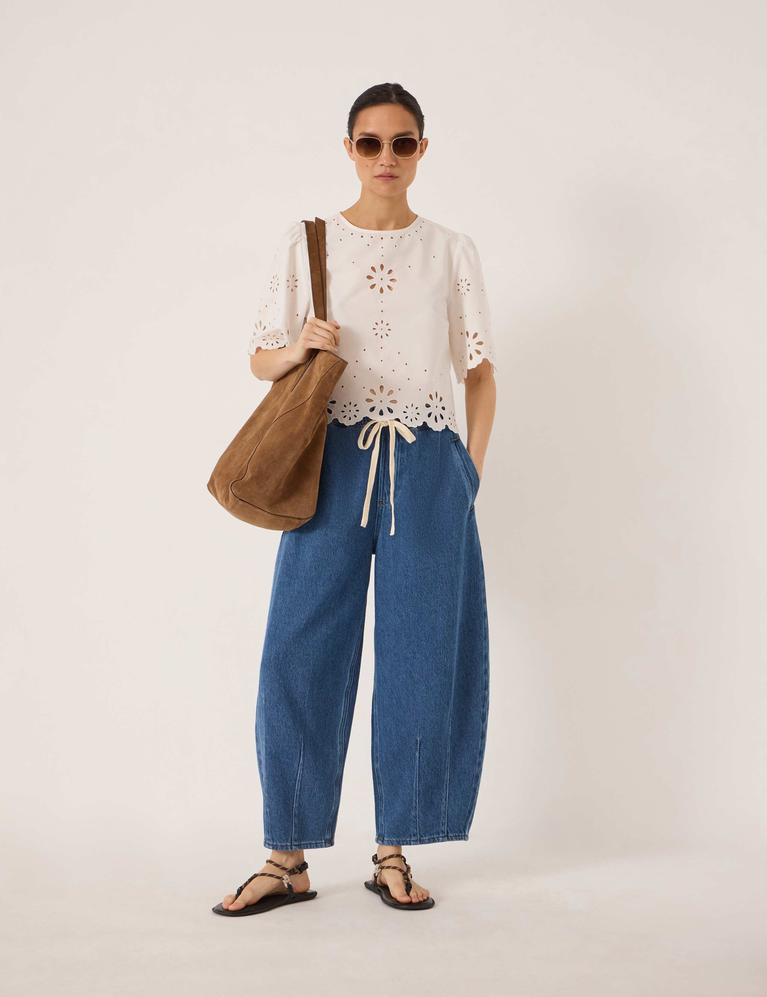 Barrel Leg Cropped Jeans 5 of 5