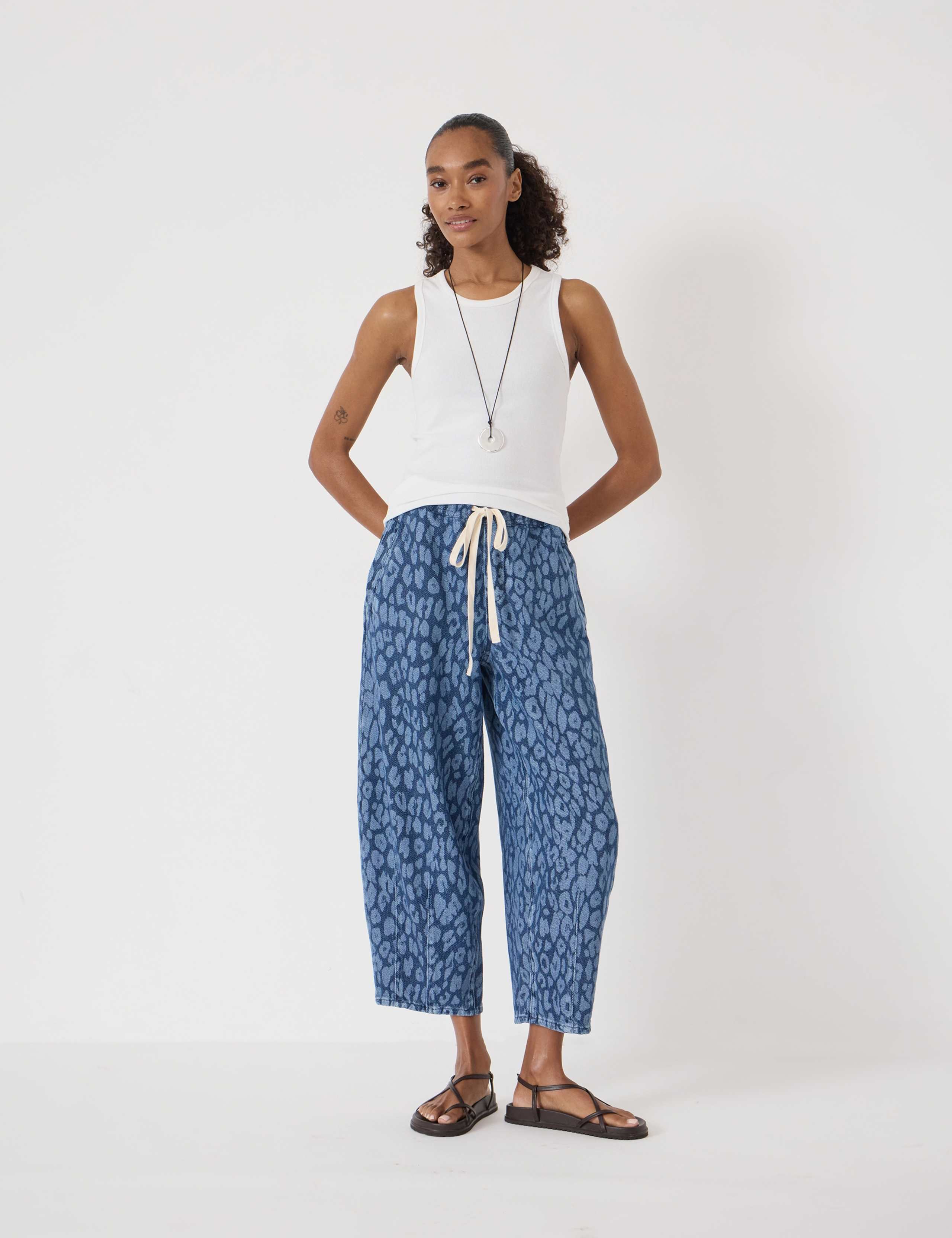 Leopard Print Drawstring Barrel Leg Cropped Jeans 4 of 5