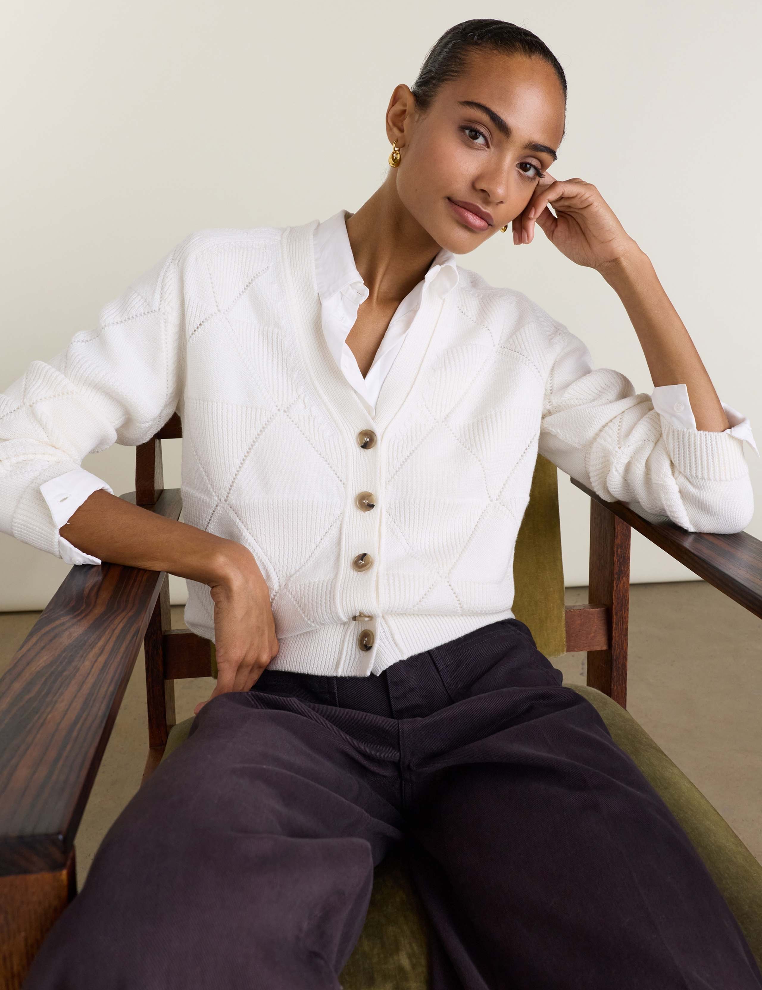 Pure Merino Wool V-Neck Cardigan 3 of 4