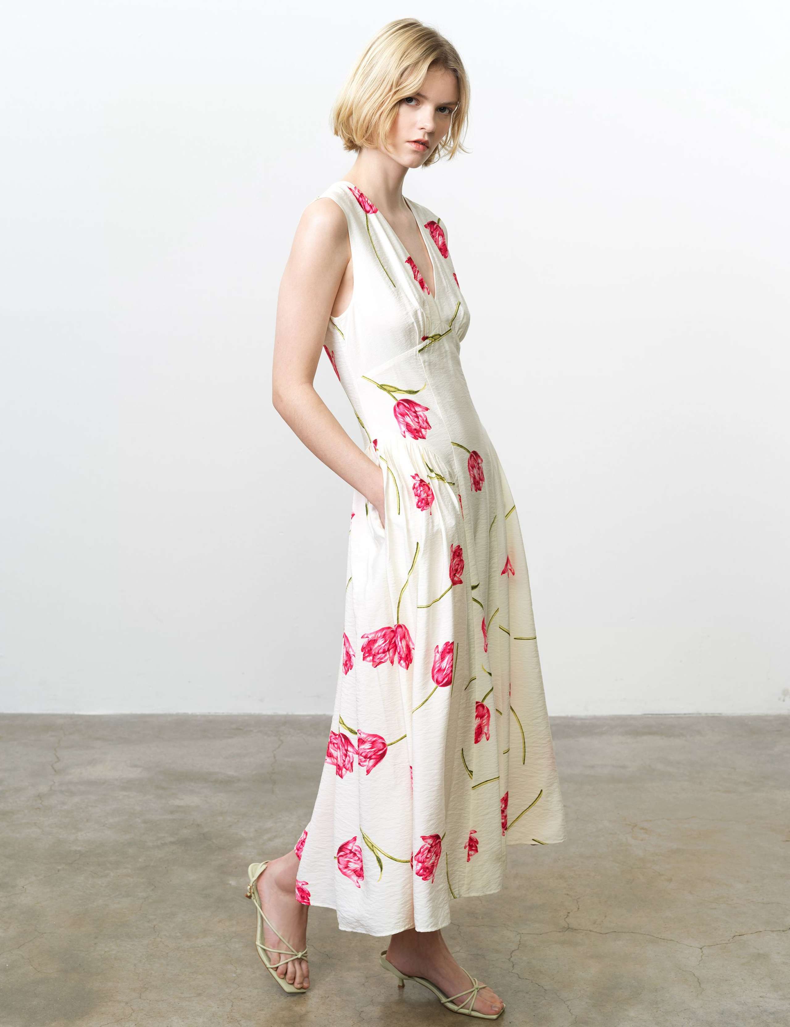 Floral V-Neck Midi Skater Dress 3 of 6