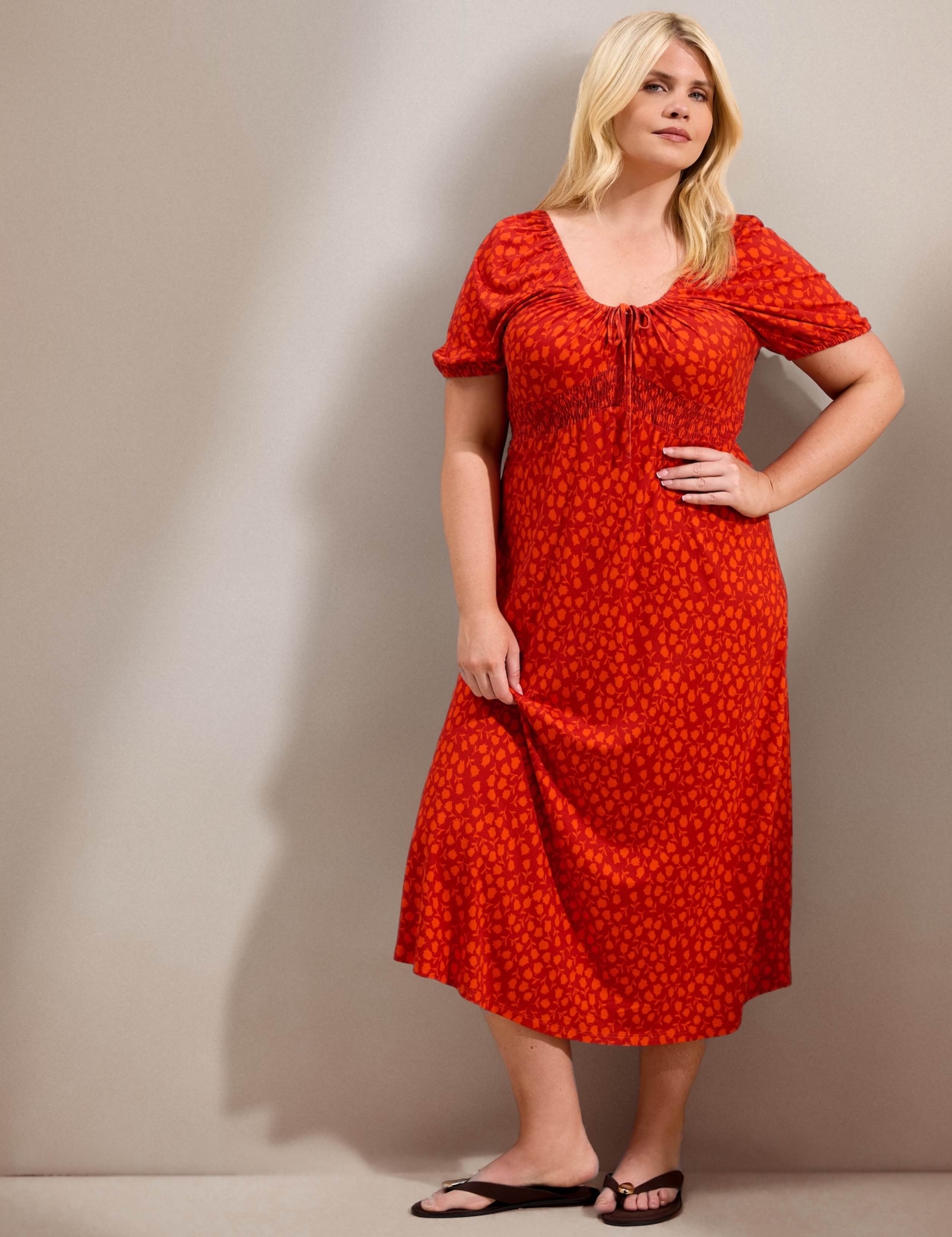 Floral Scoop Neck Midaxi Tea Dress 1 of 5