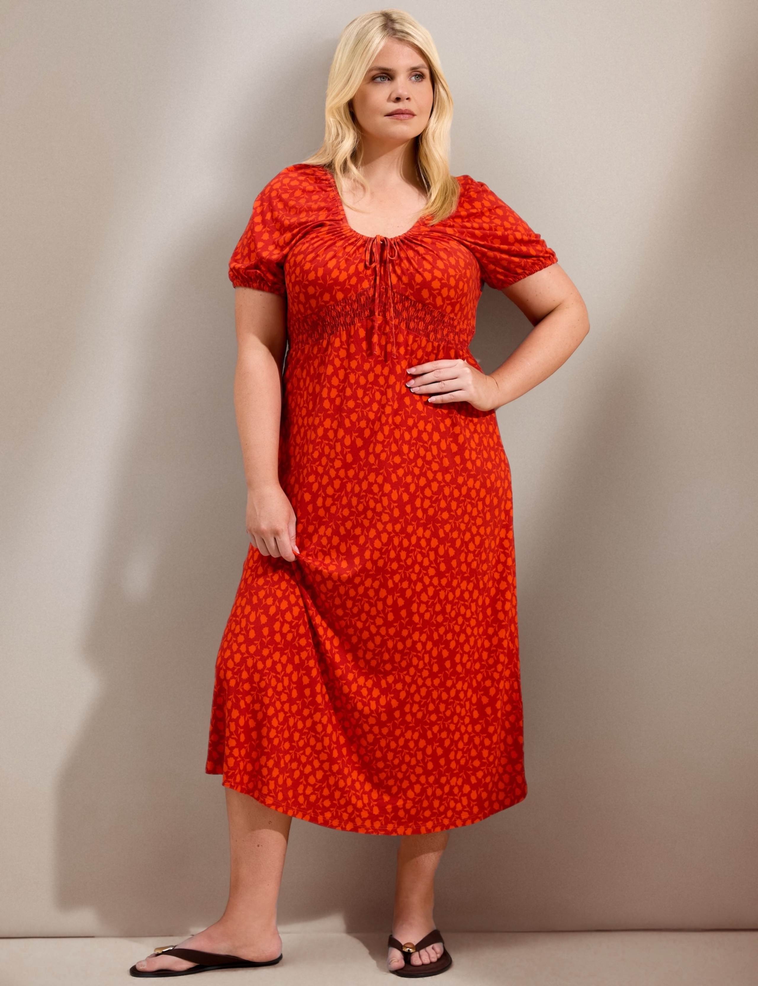 Floral Scoop Neck Midaxi Tea Dress 4 of 5