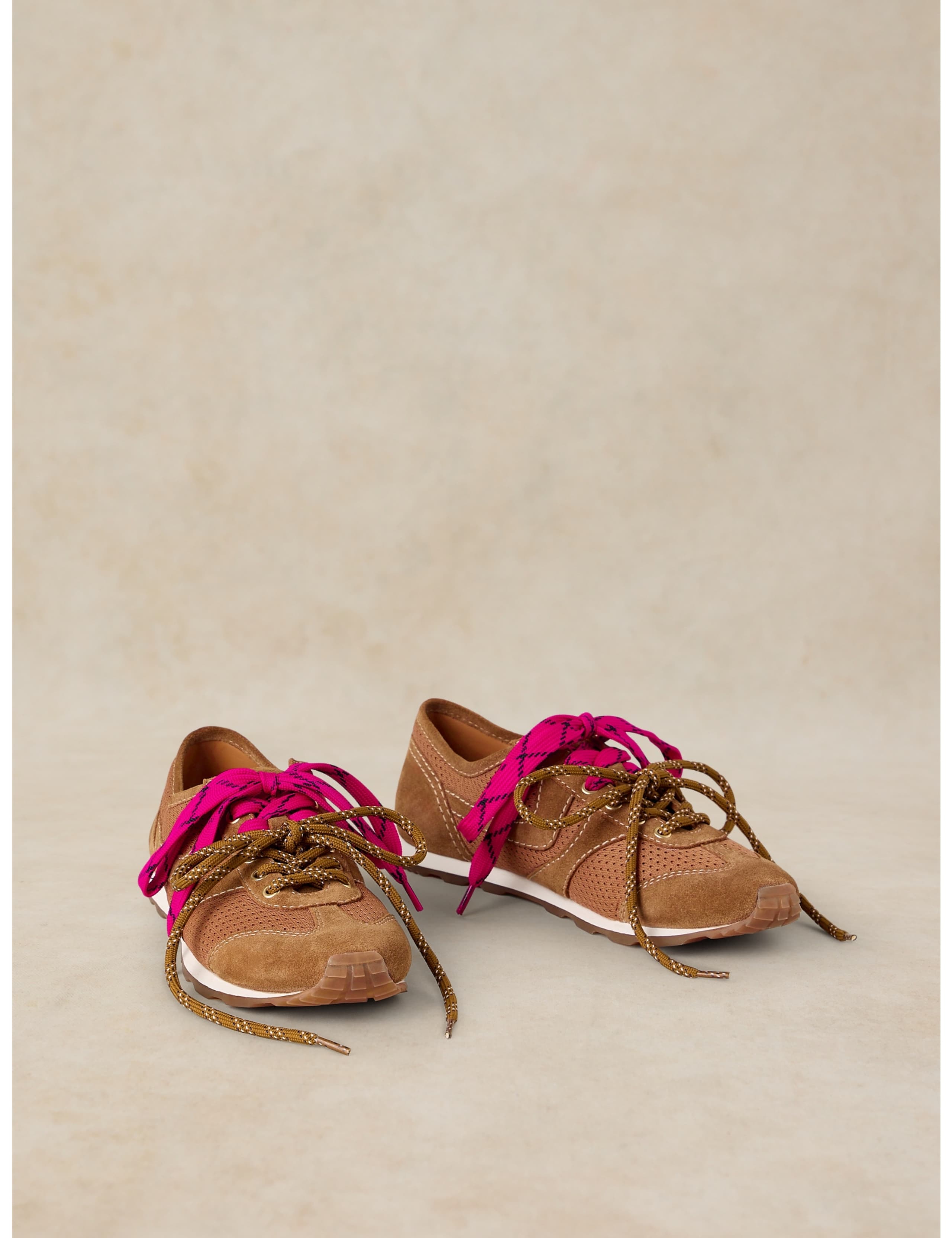 Quinn Leather Lace Up Trainers 2 of 4