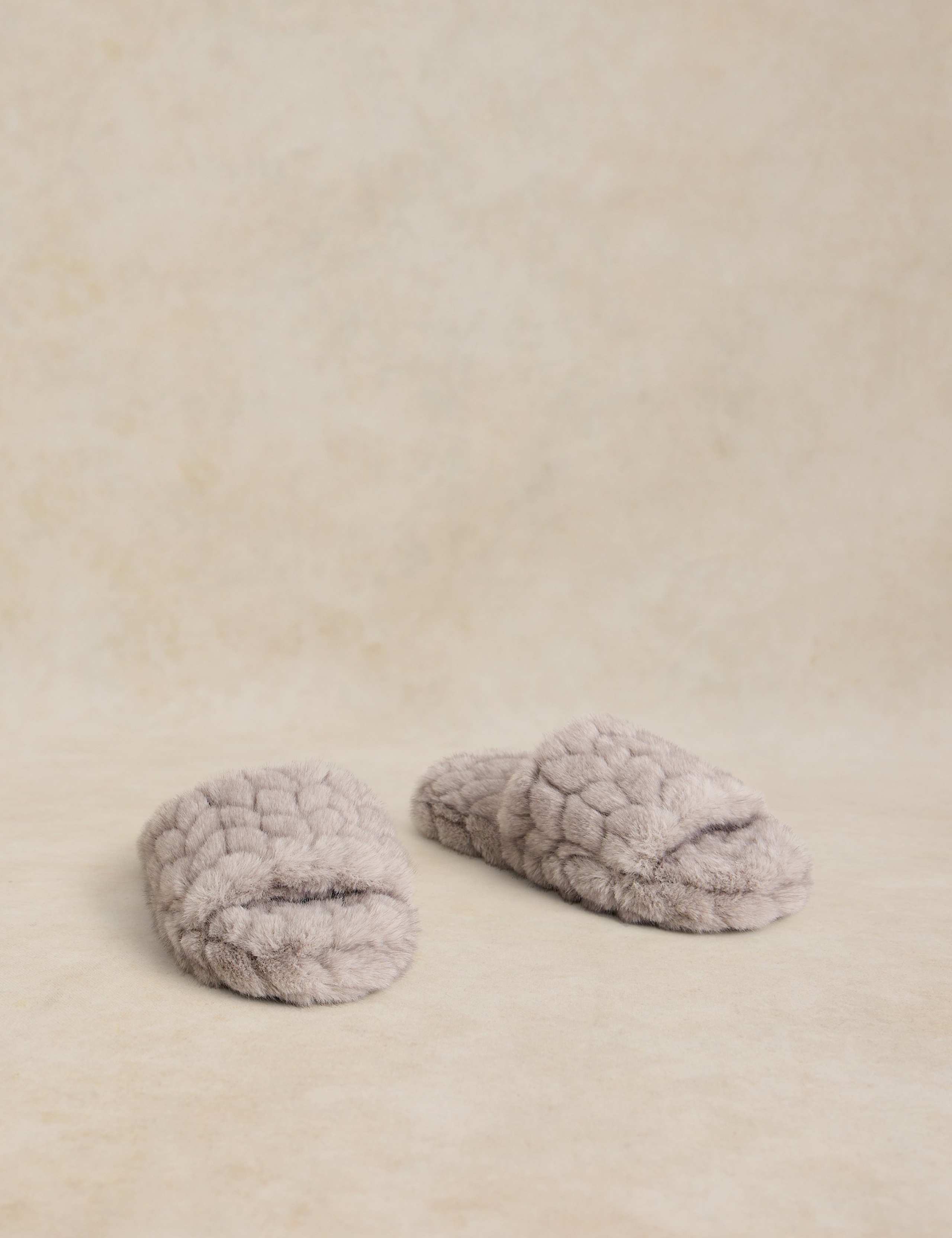 Textured Faux Fur Sliders 2 of 4