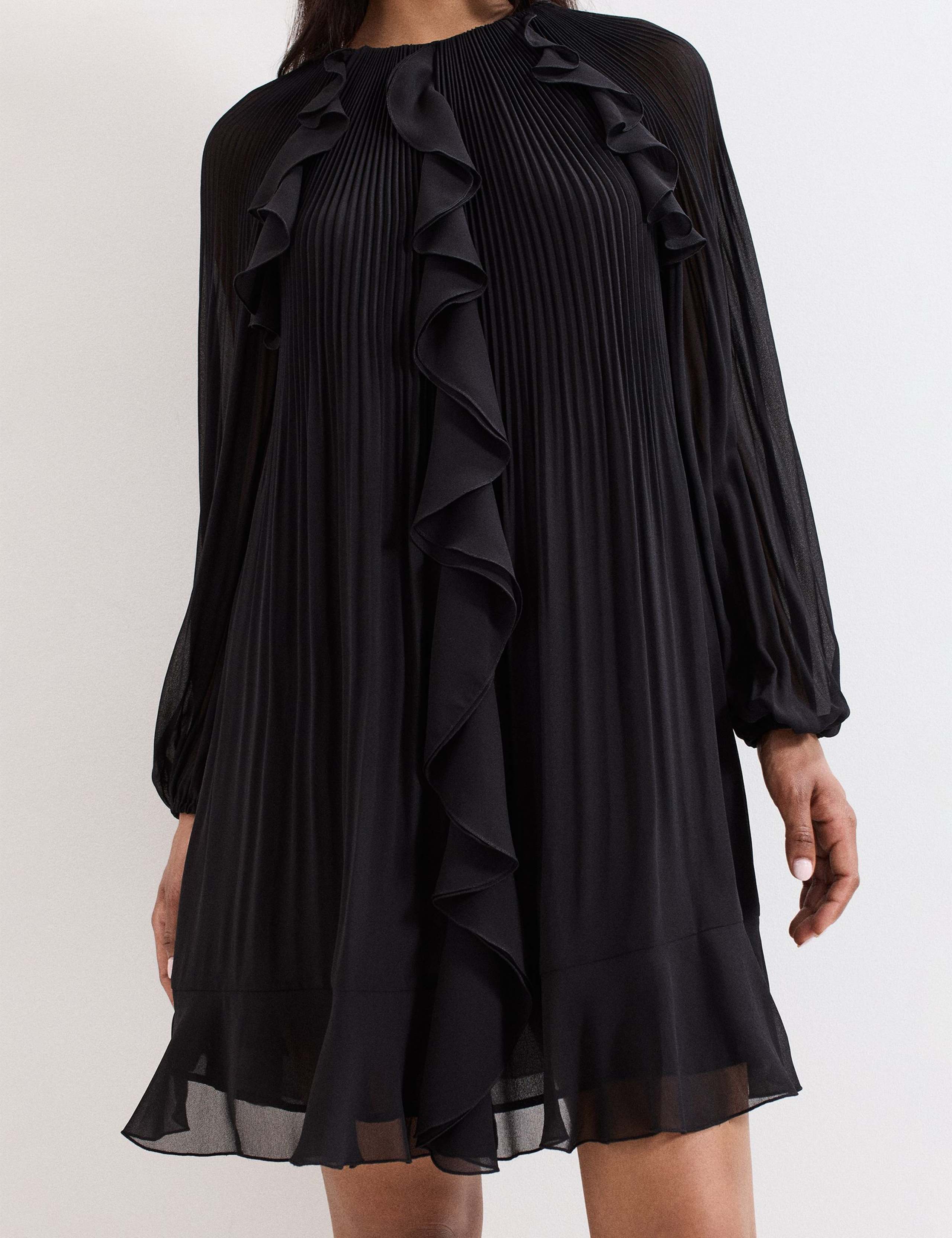 Plisse Round Neck Ruffle Swing Dress 7 of 8