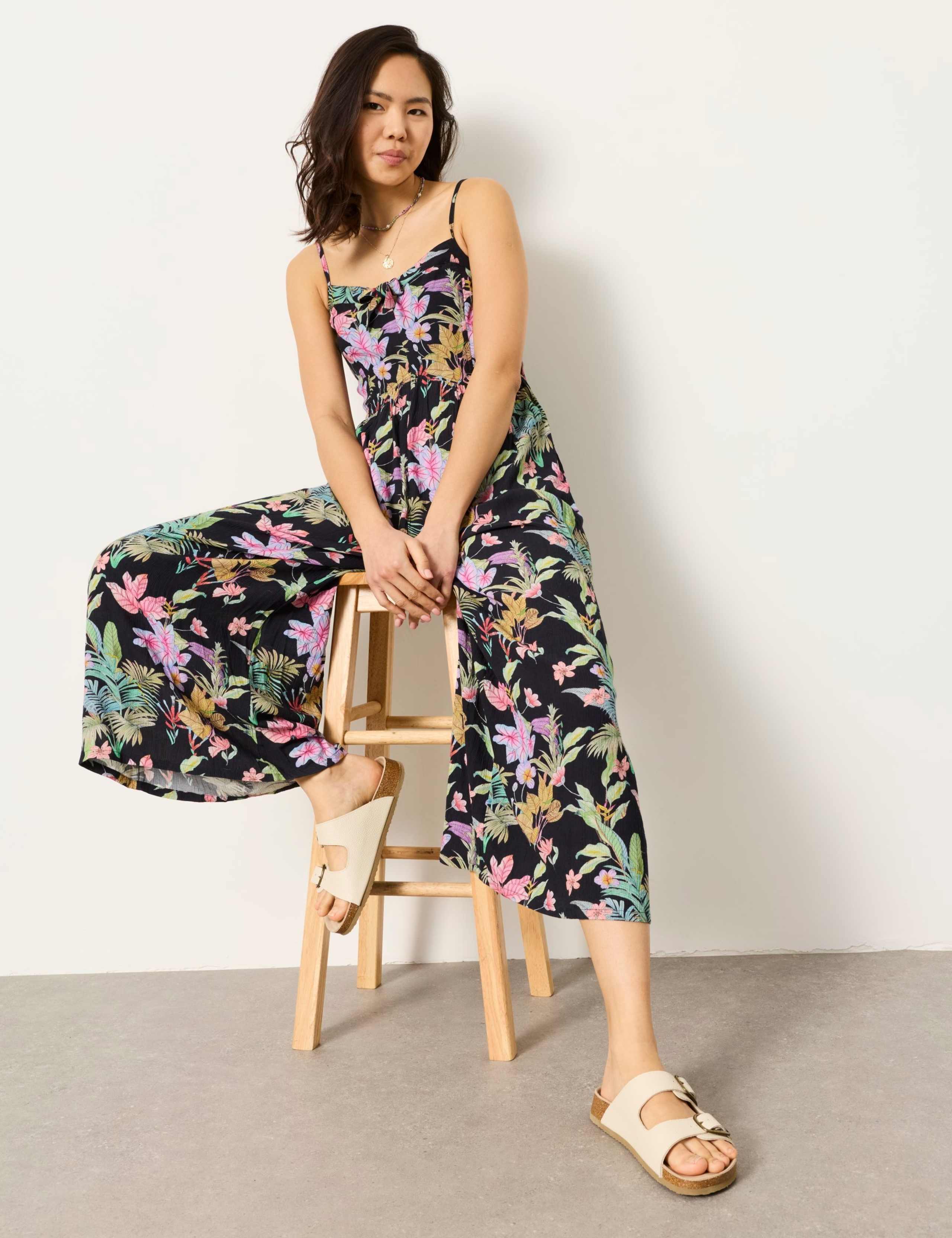 Floral Cropped Wide Leg Jumpsuit 3 of 7