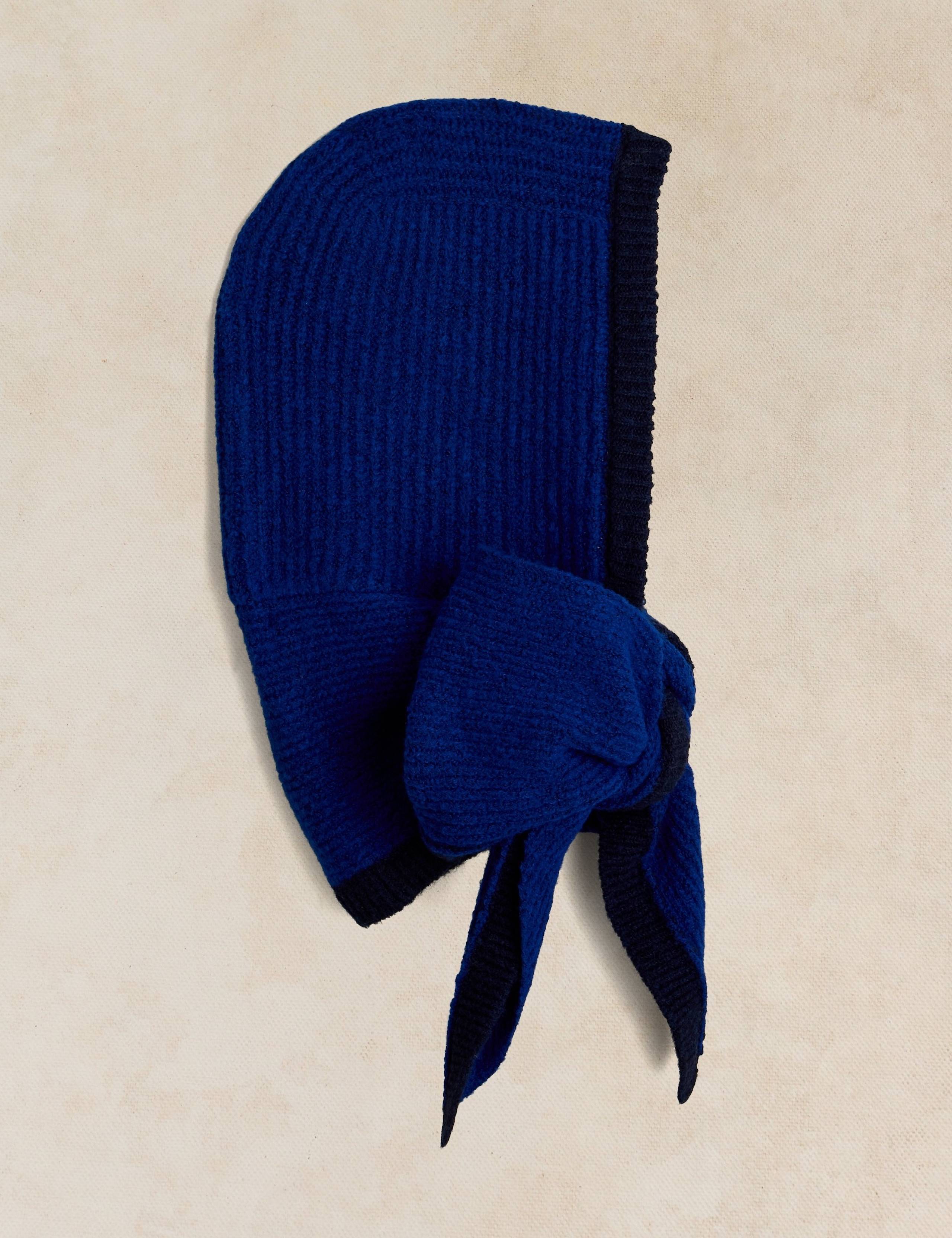 Hooded Knitted Scarf 3 of 6
