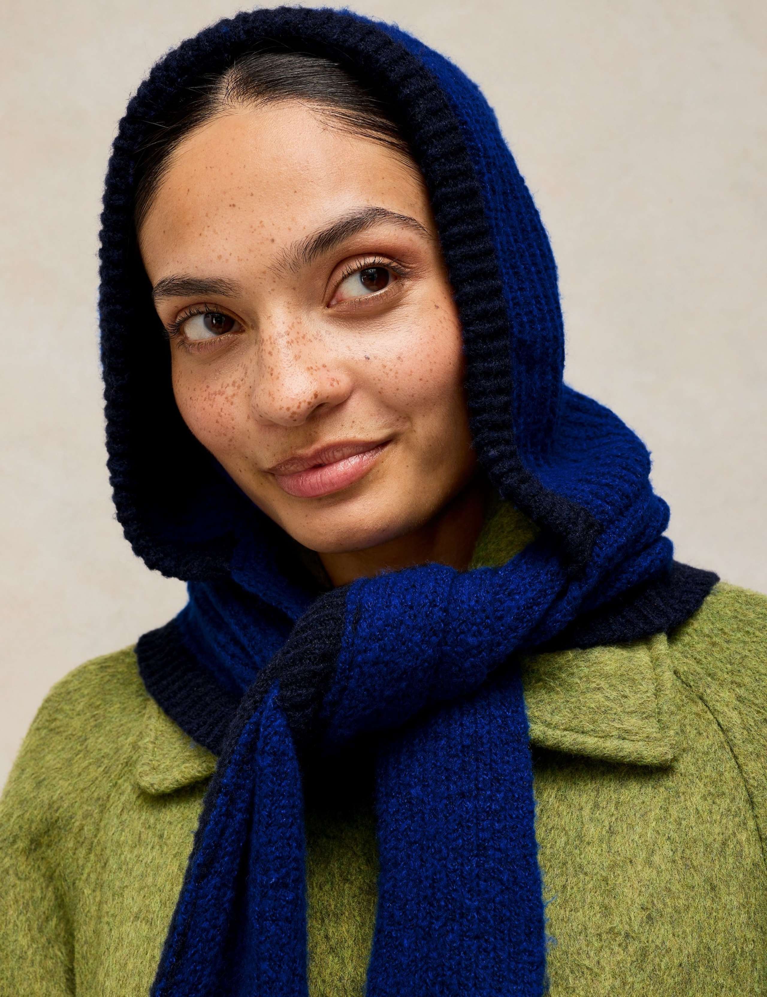 Hooded Knitted Scarf 5 of 6