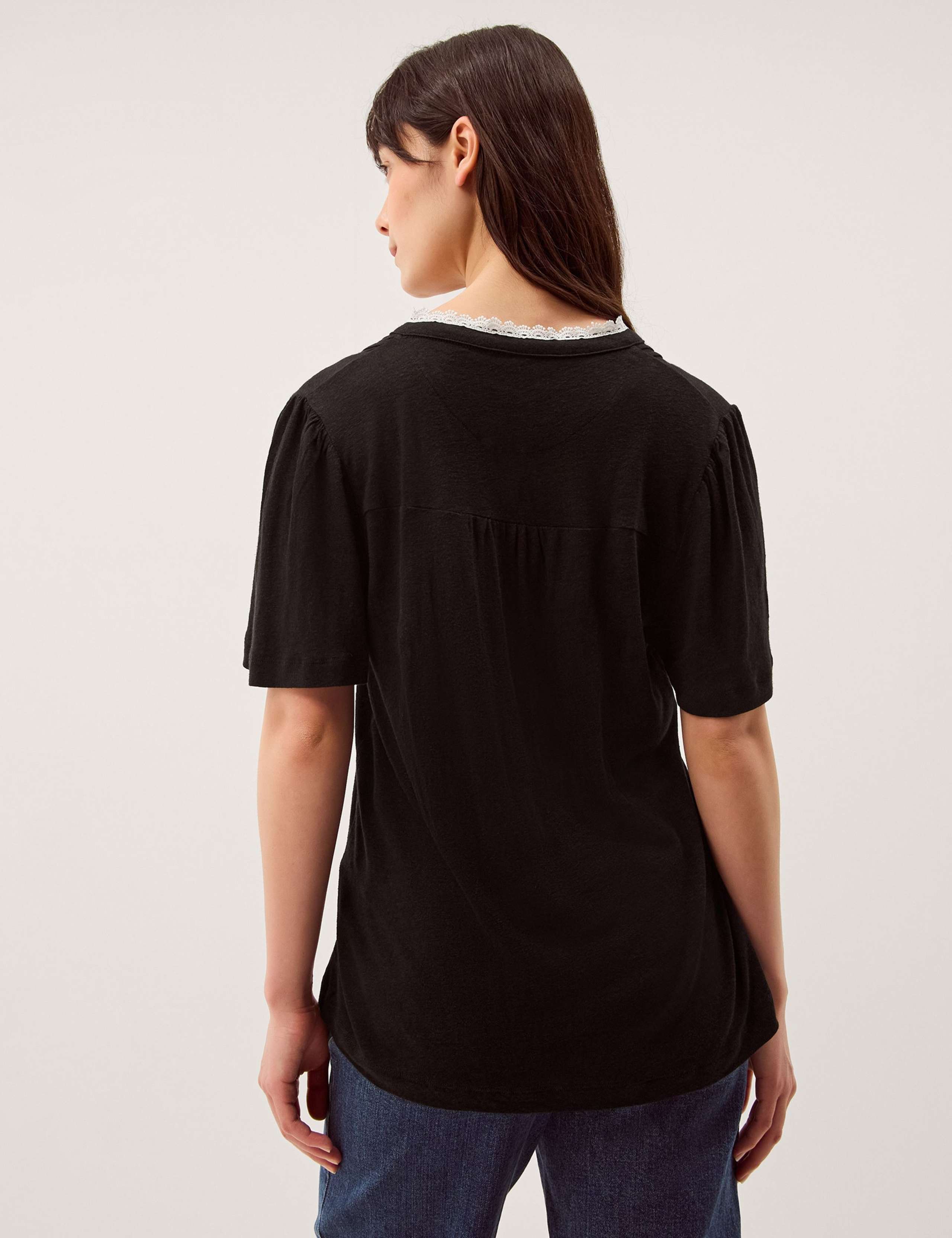 Linen Rich V-Neck Lace Trim T-Shirt 3 of 5