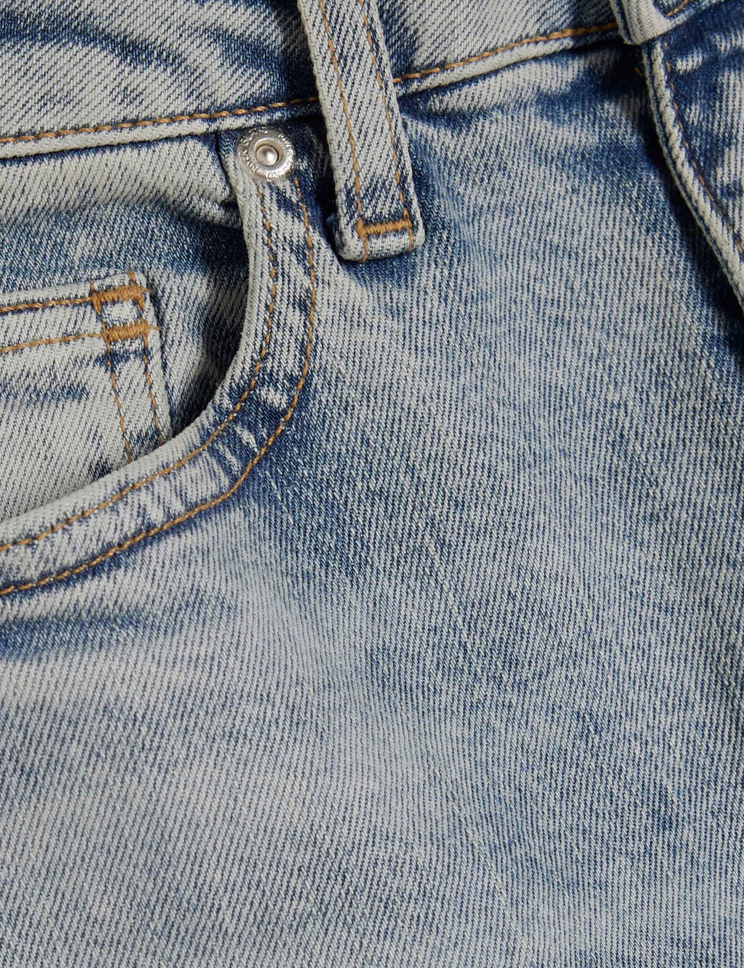 Mid Rise Faded Cigarette Jeans 3 of 5