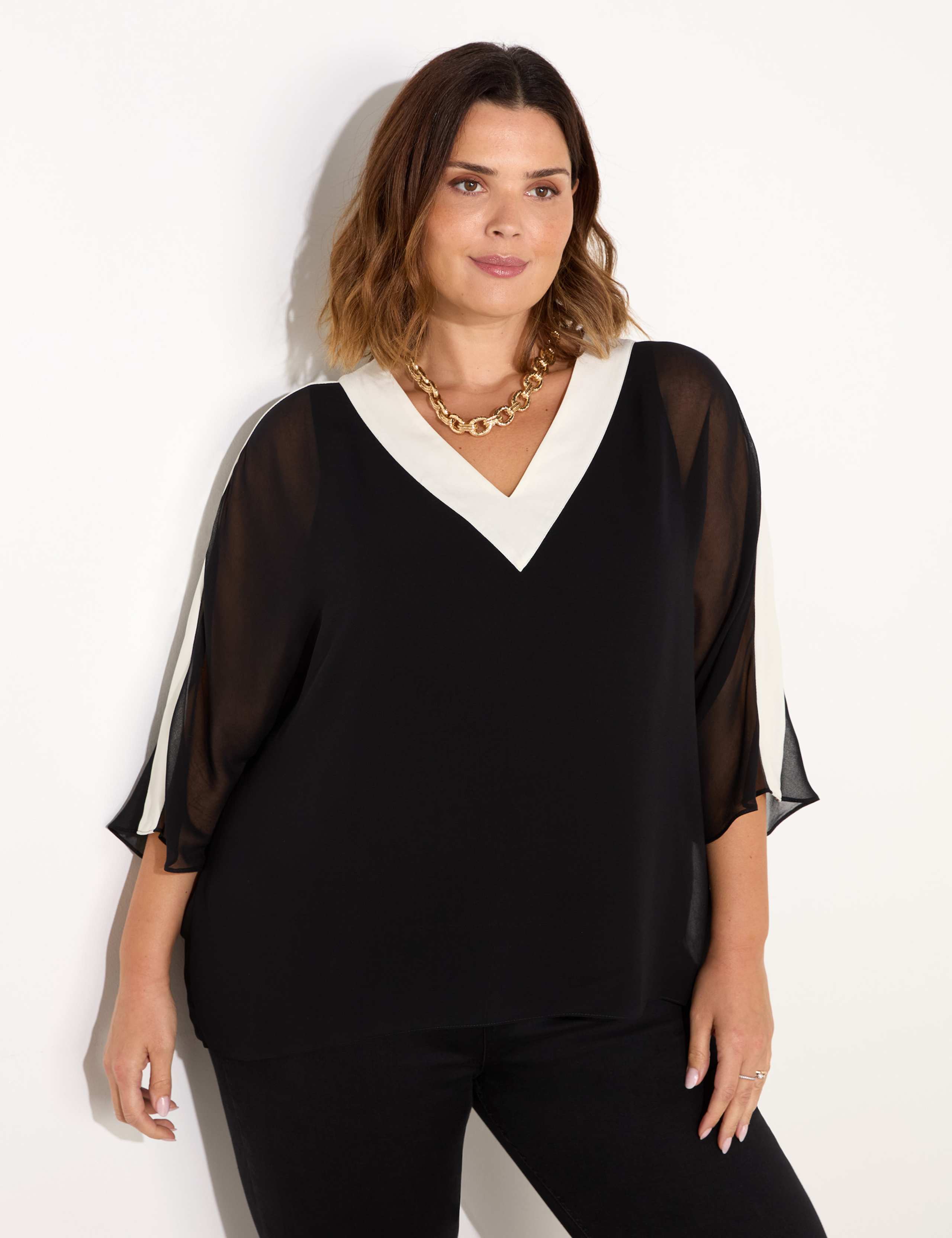 Colour Block V-Neck Top 2 of 4