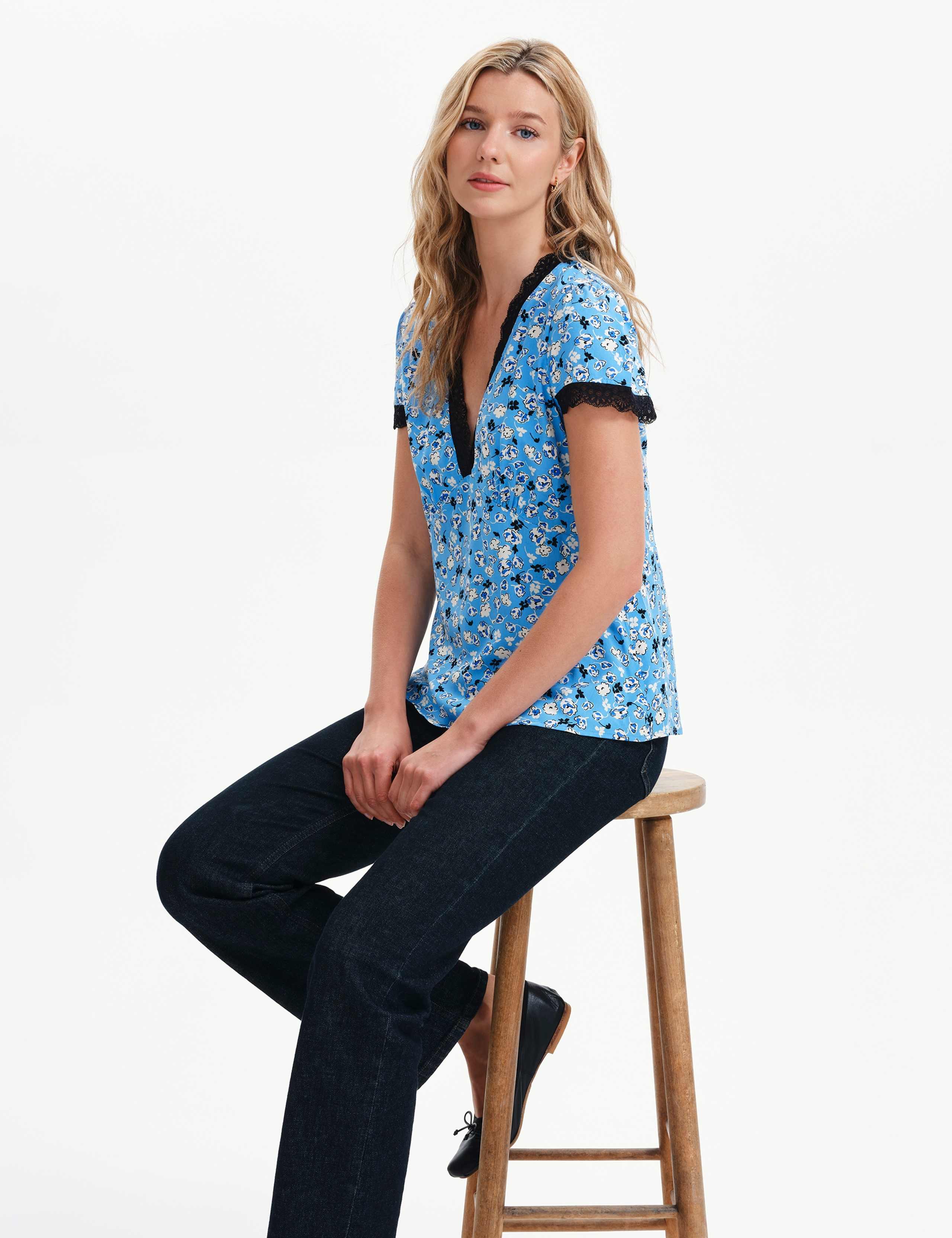 Floral Lace Trim V-Neck Top 6 of 10