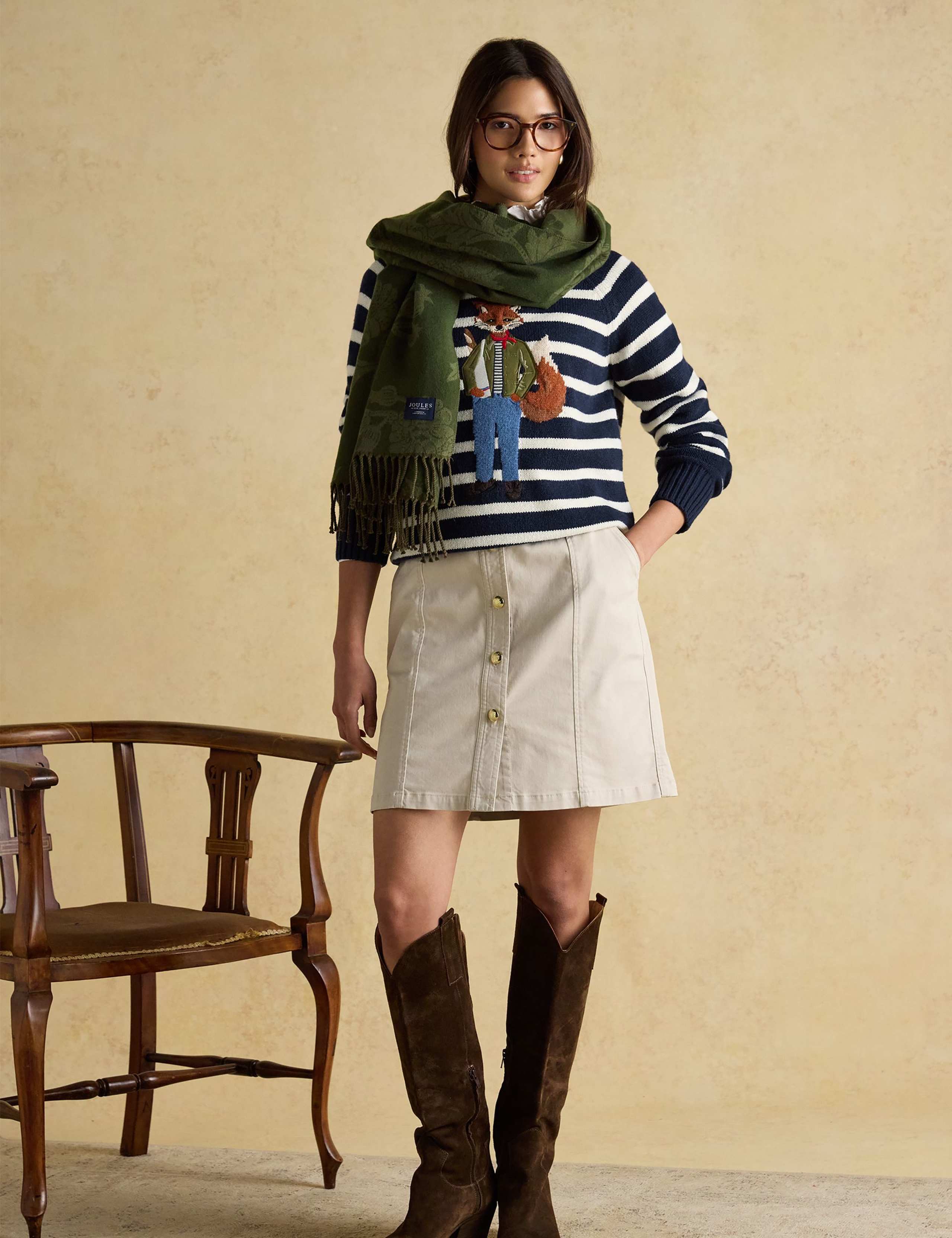 Jacquard Printed Tassel Scarf 2 of 3