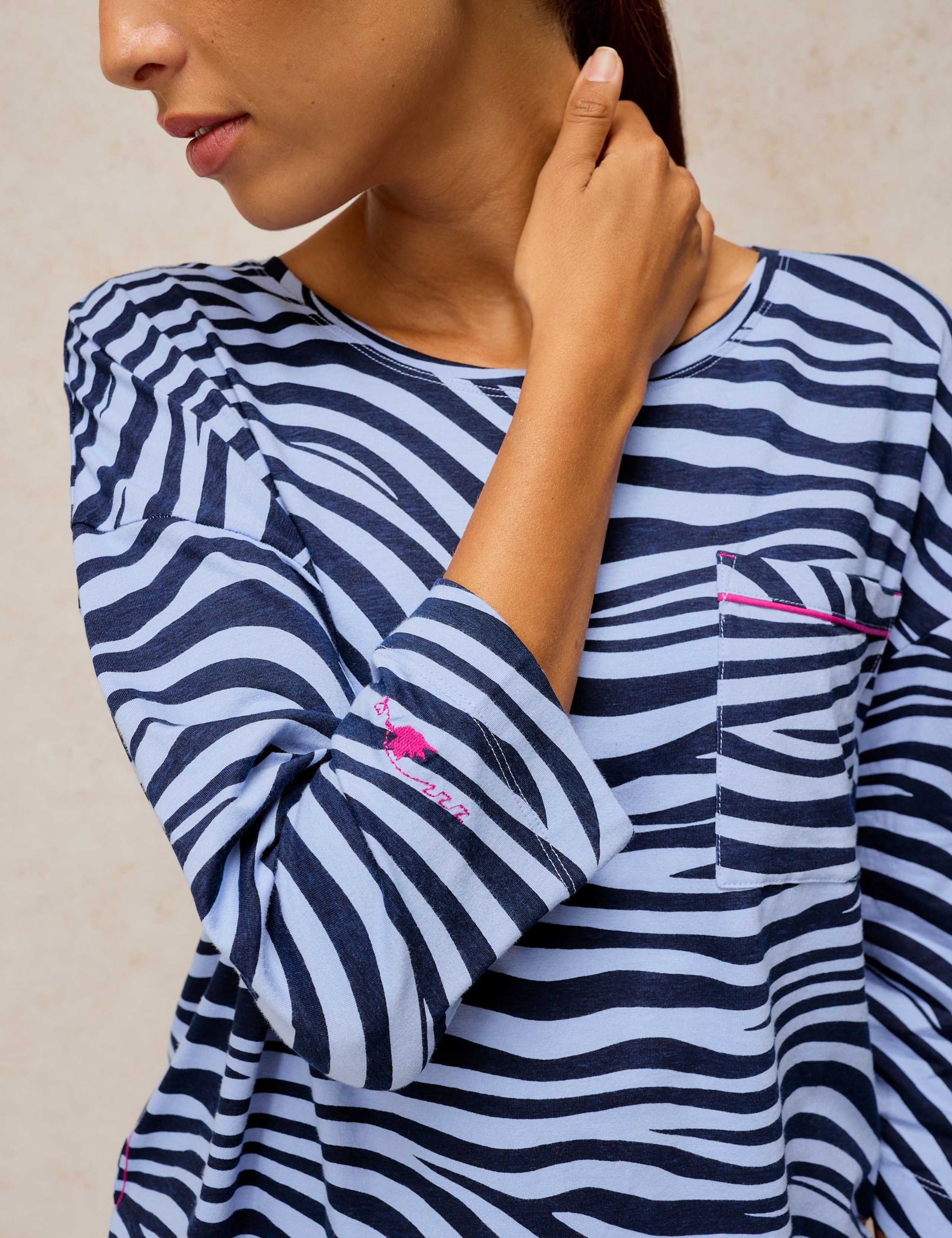 Cotton Rich Printed Boxy T-Shirt 5 of 6