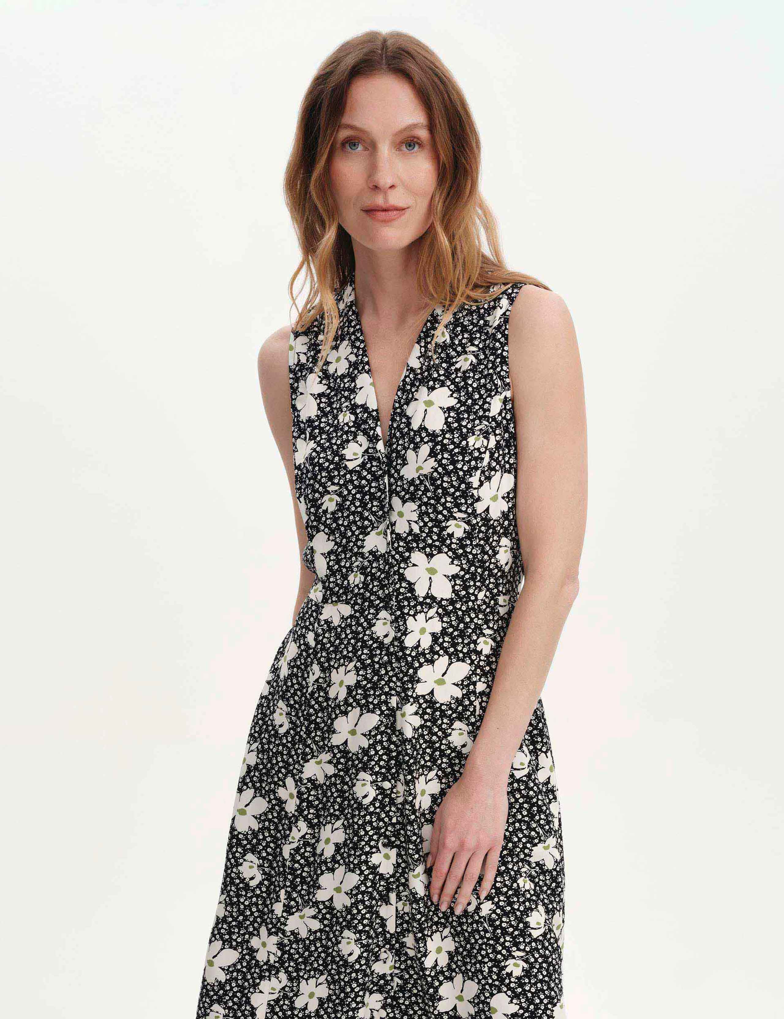 Floral Collared V-Neck Midi Shirt Dress 2 of 7