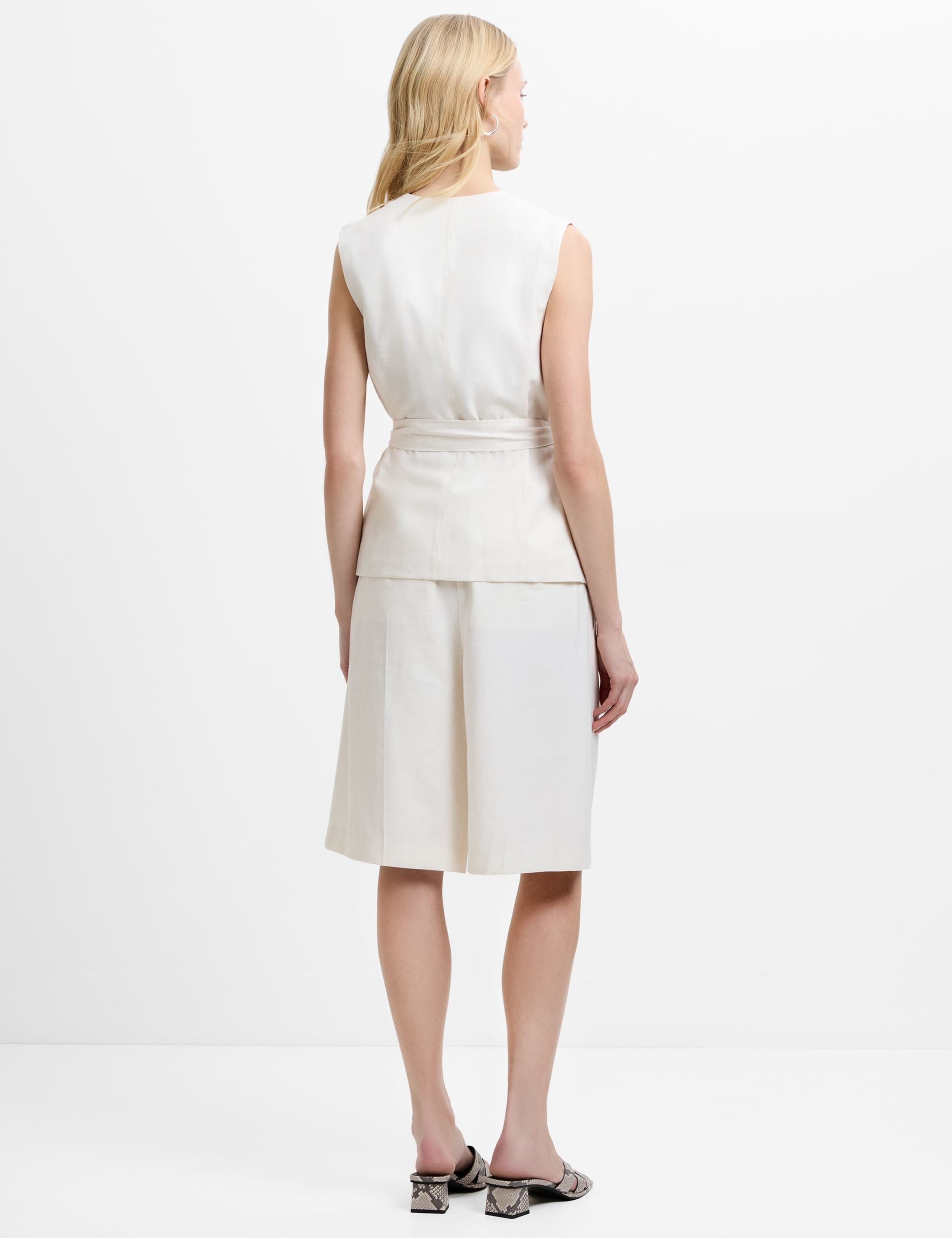 Tailored Tie Waistcoat 4 of 6