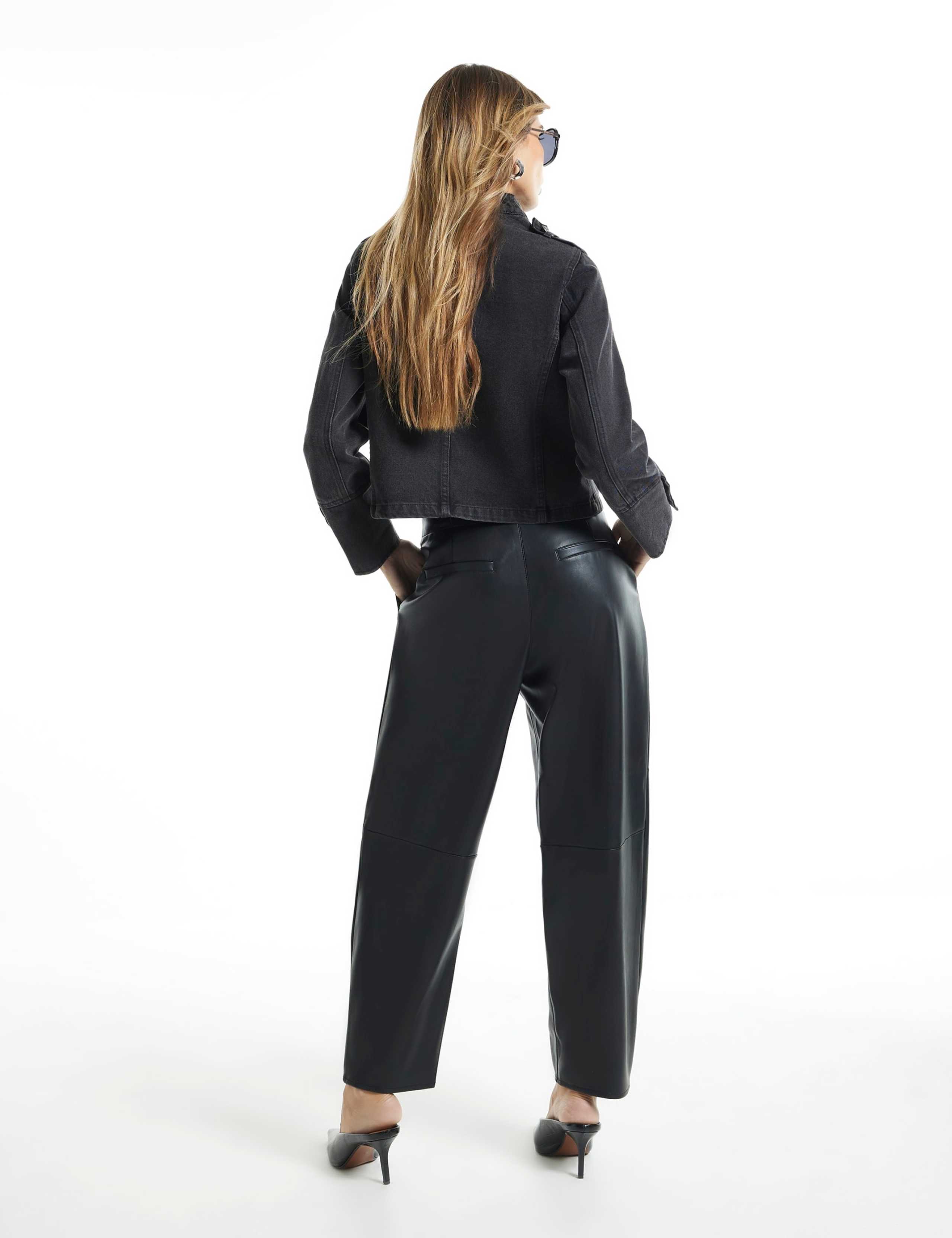 Button Front Barrel Leg Trousers 3 of 6