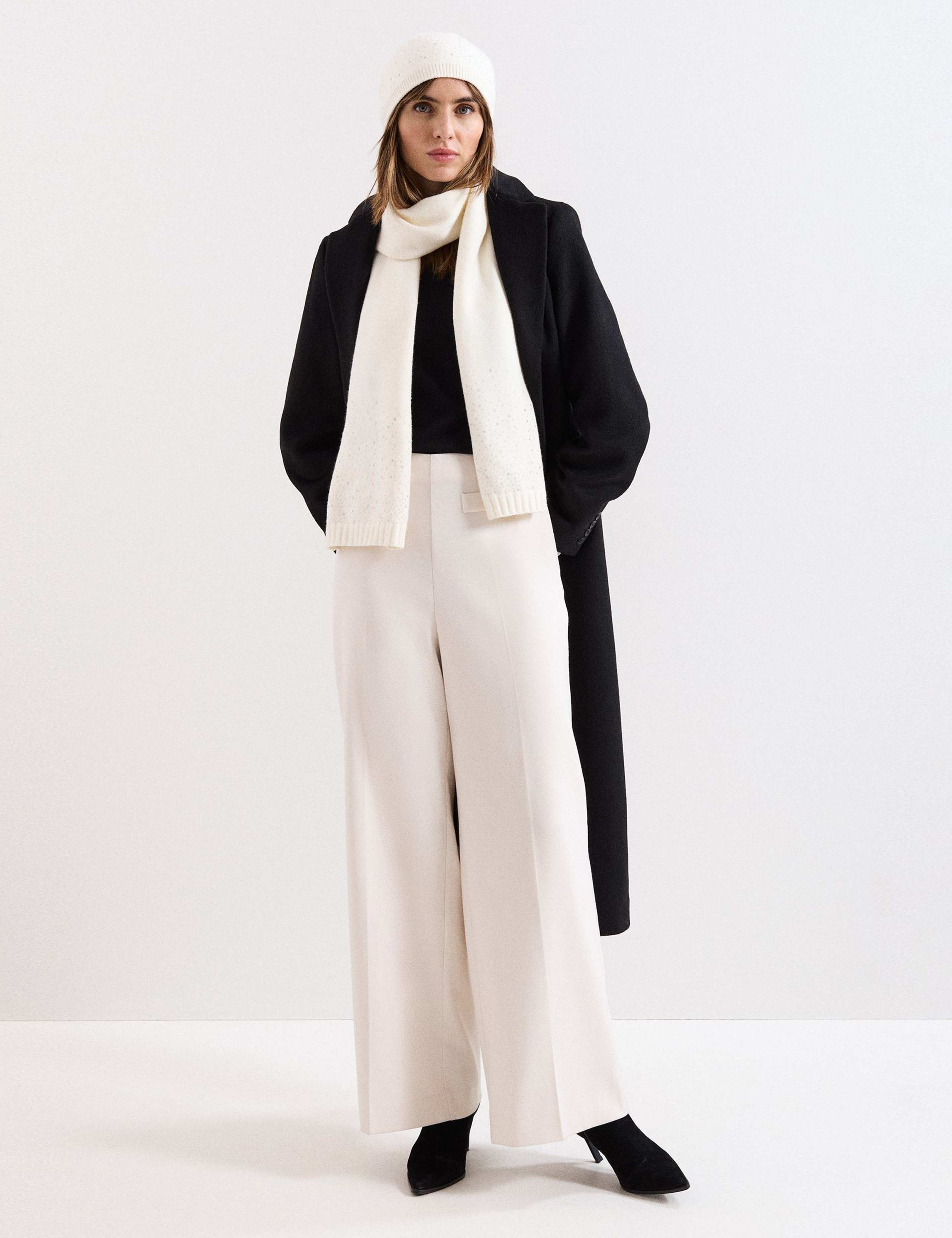 Sparkle Scarf 2 of 4