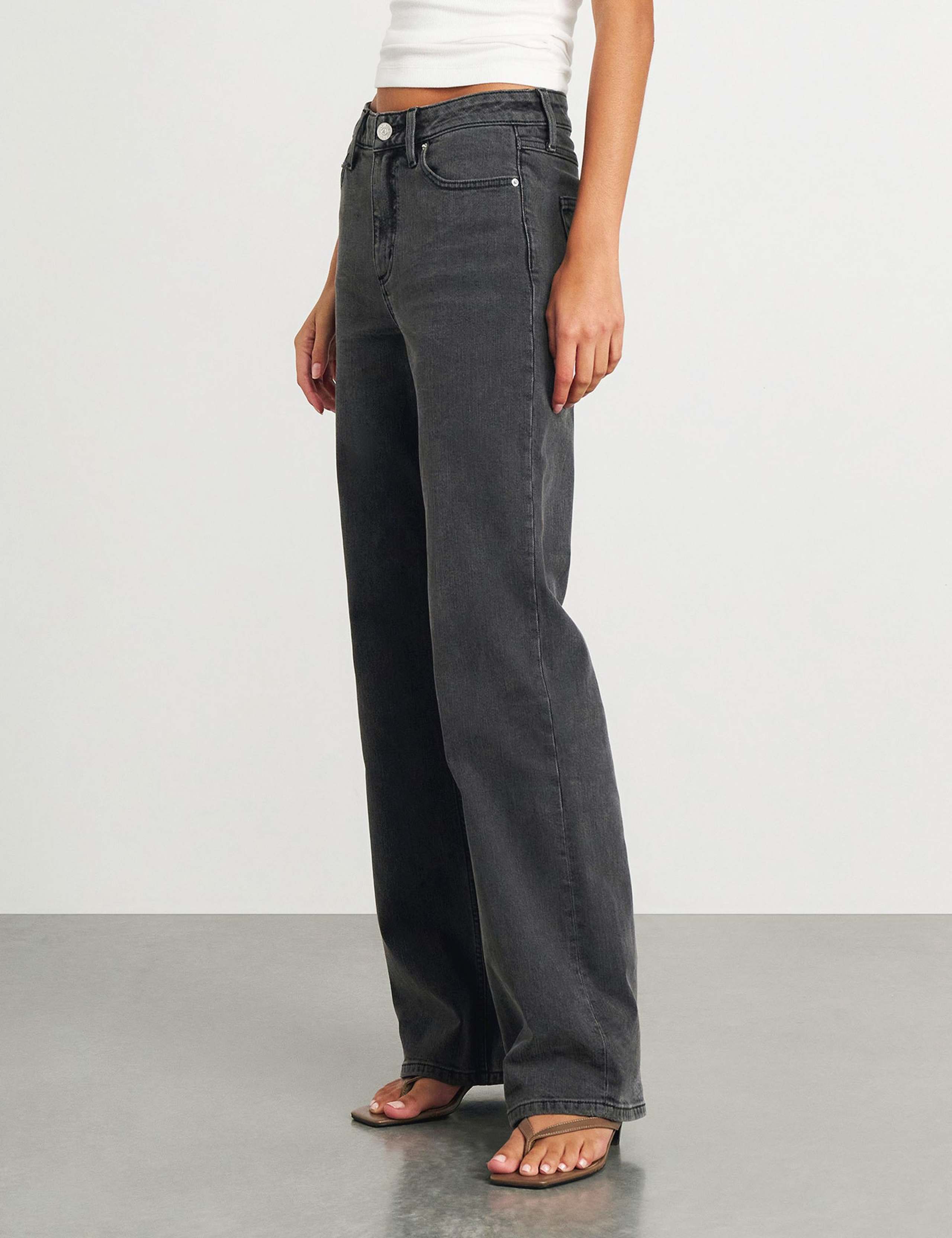 Mid Rise Wide Leg Jeans 4 of 7