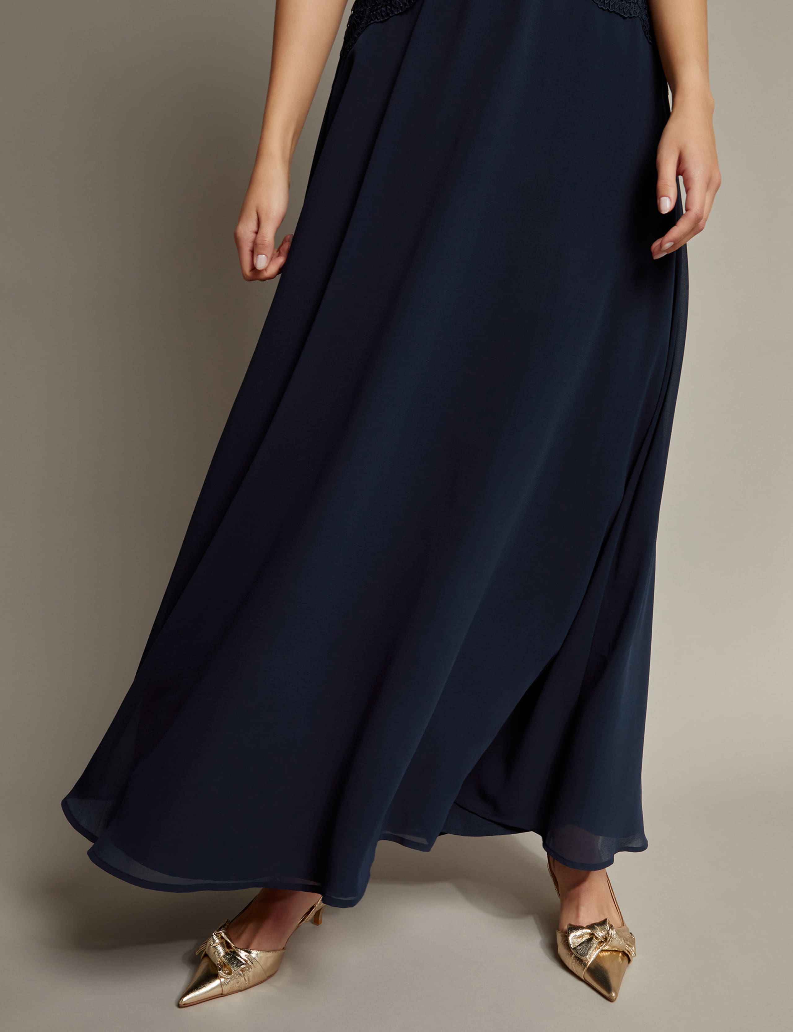 Lace Round Neck Maxi Dress 3 of 5