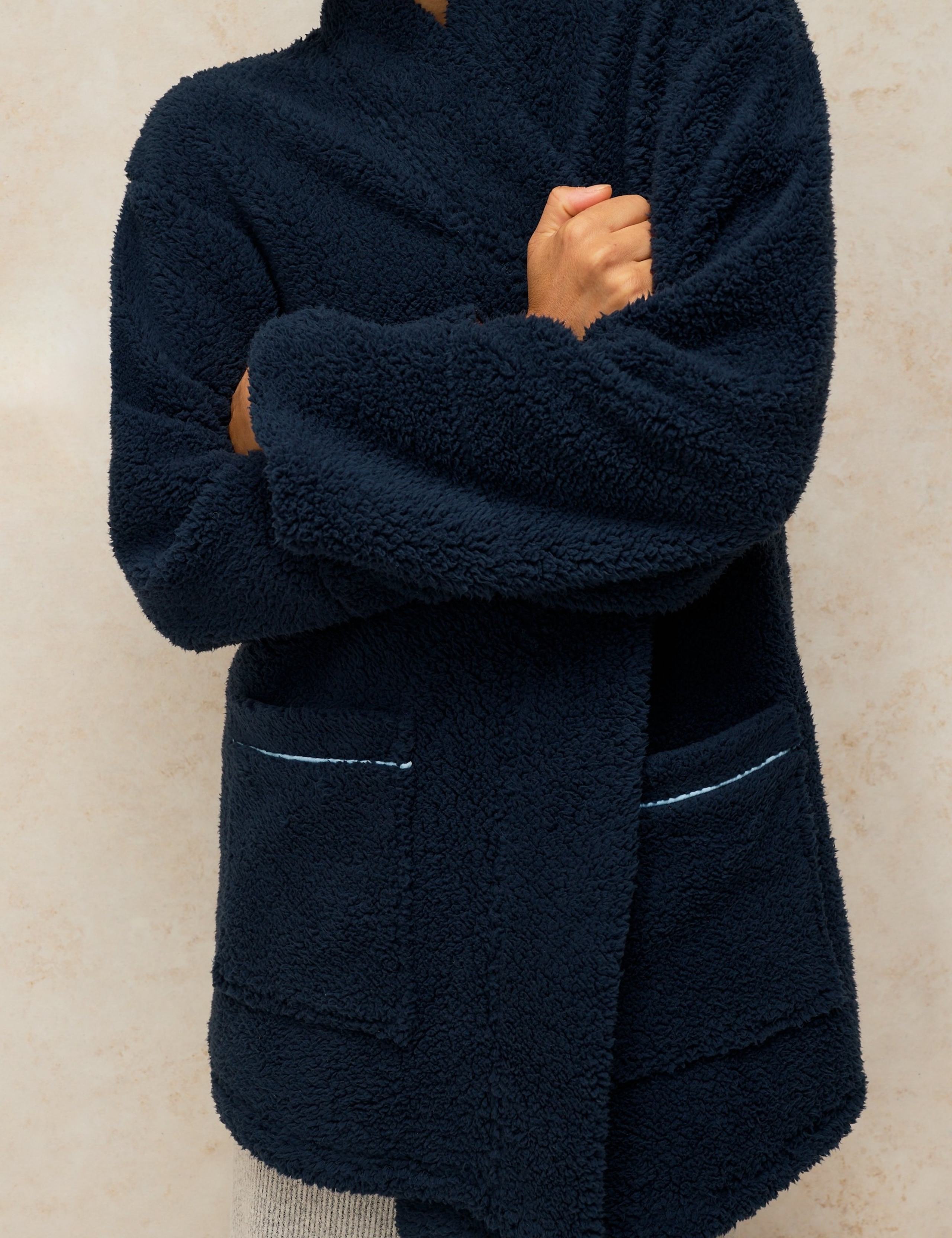 Short Robe 5 of 6