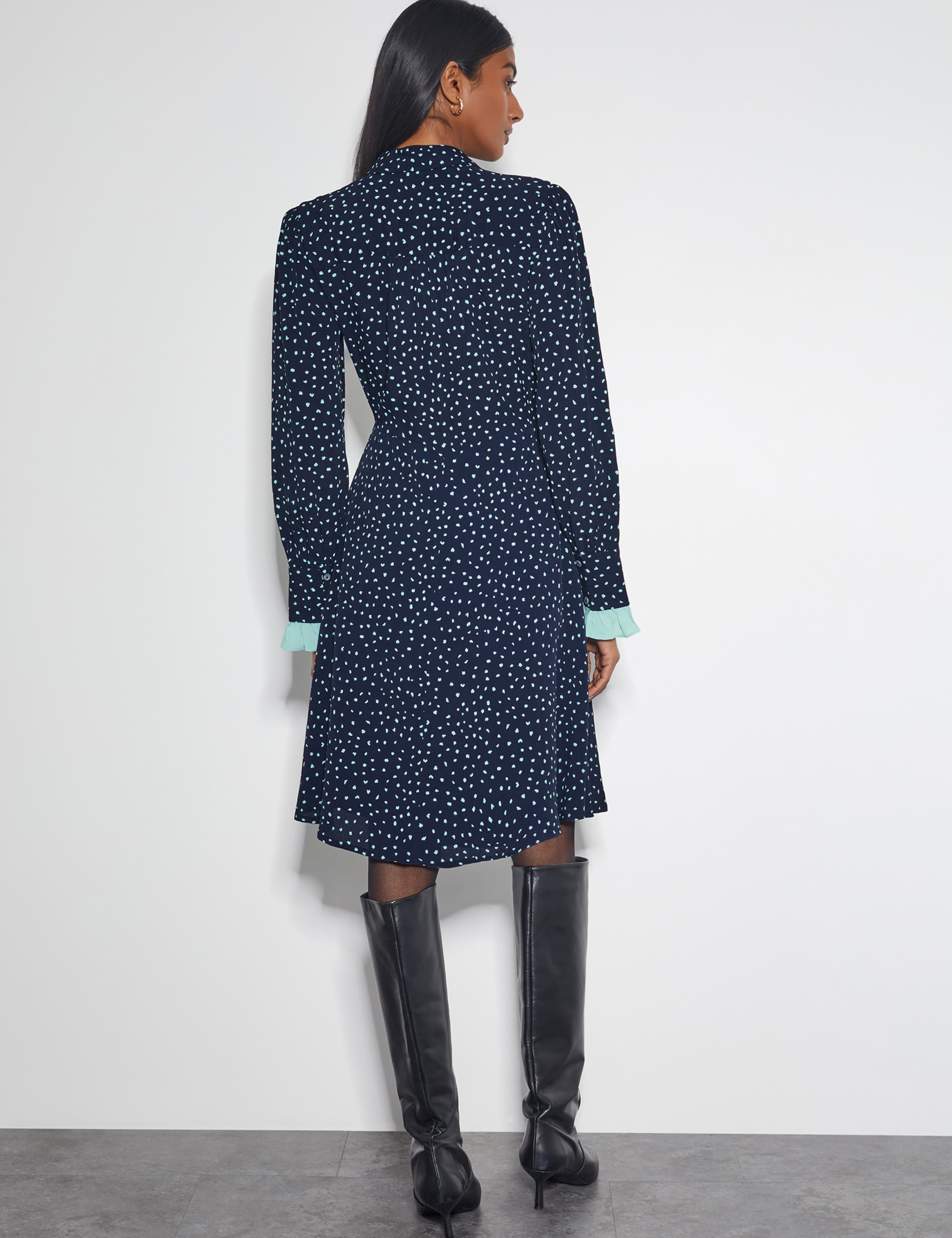 Printed Collared Knee Length Skater Dress 6 of 6