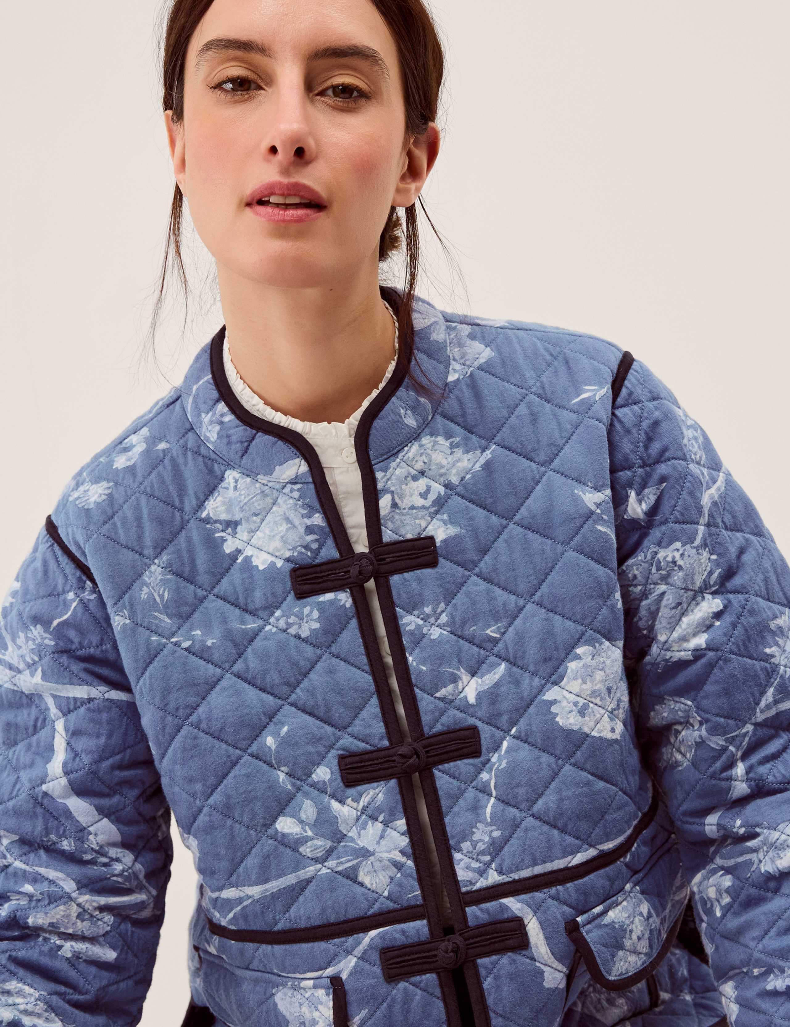 Jersey Printed Quilted Jacket 4 of 5
