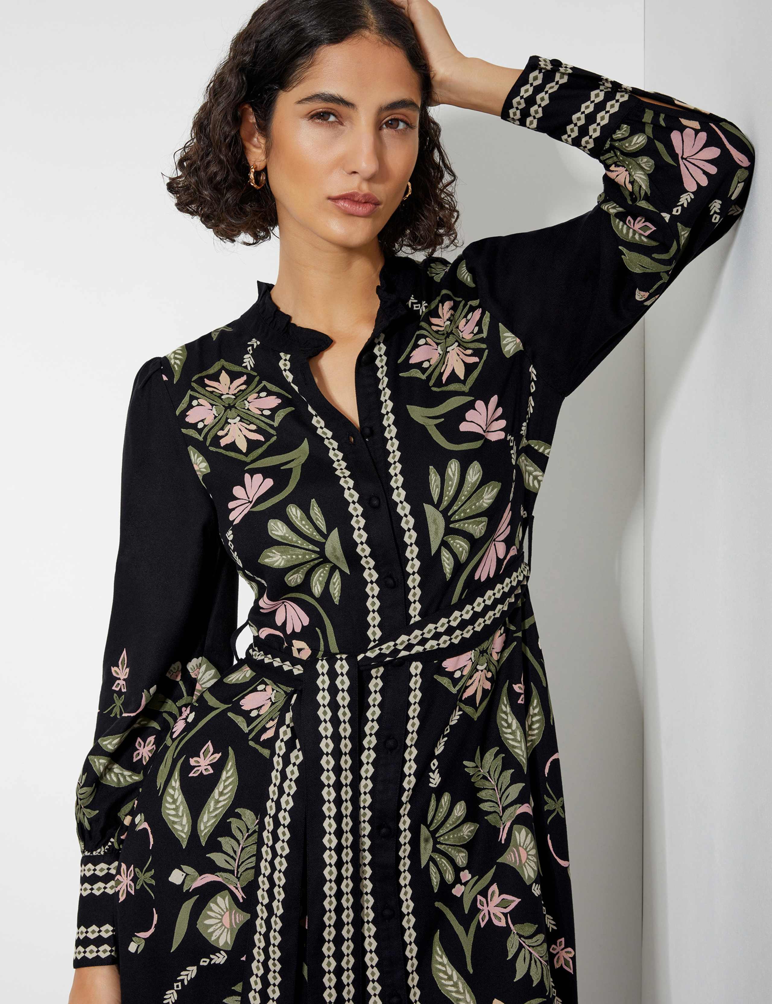 Printed Button Through Midi Tea Dress 2 of 4