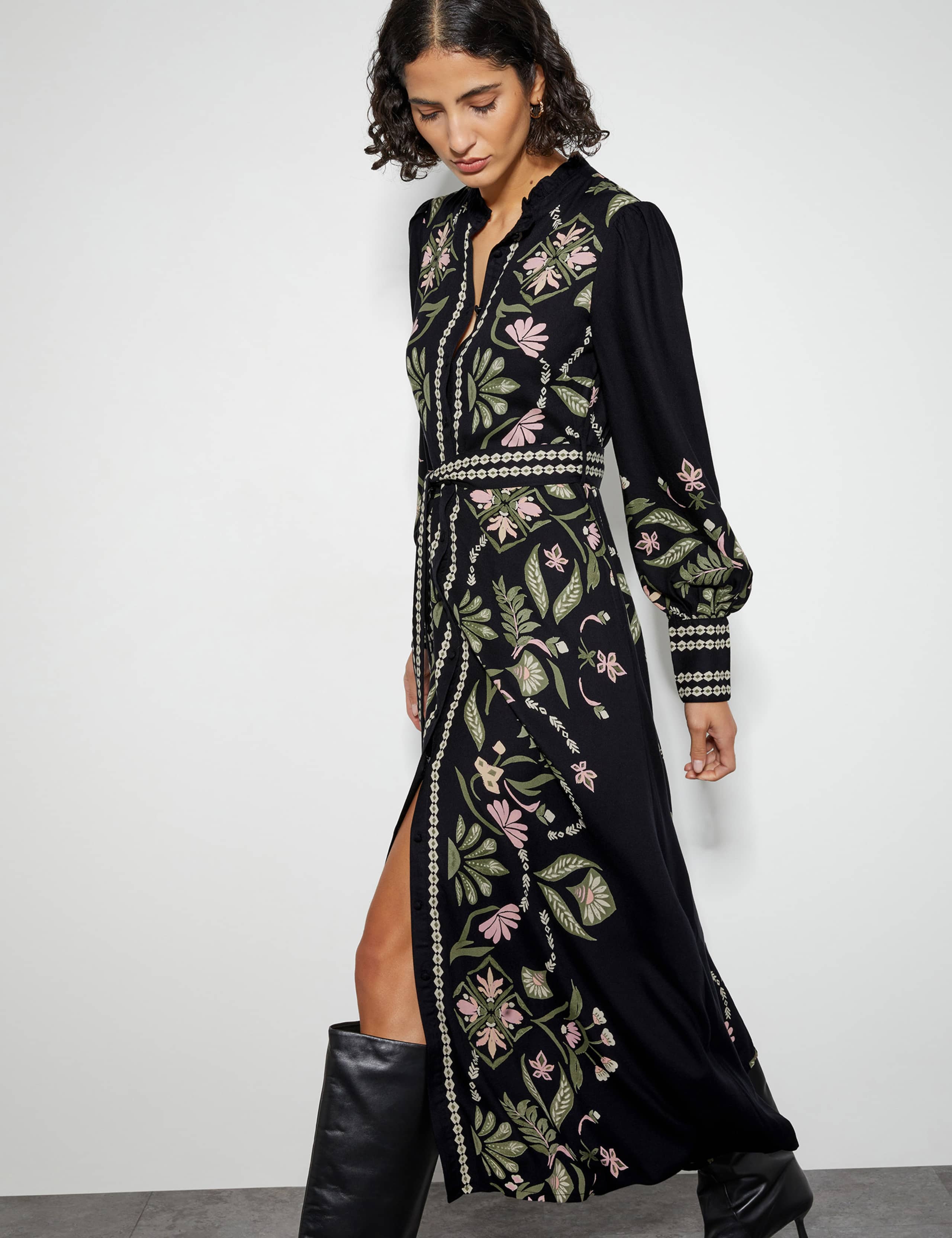 Printed Button Through Midi Tea Dress 3 of 4