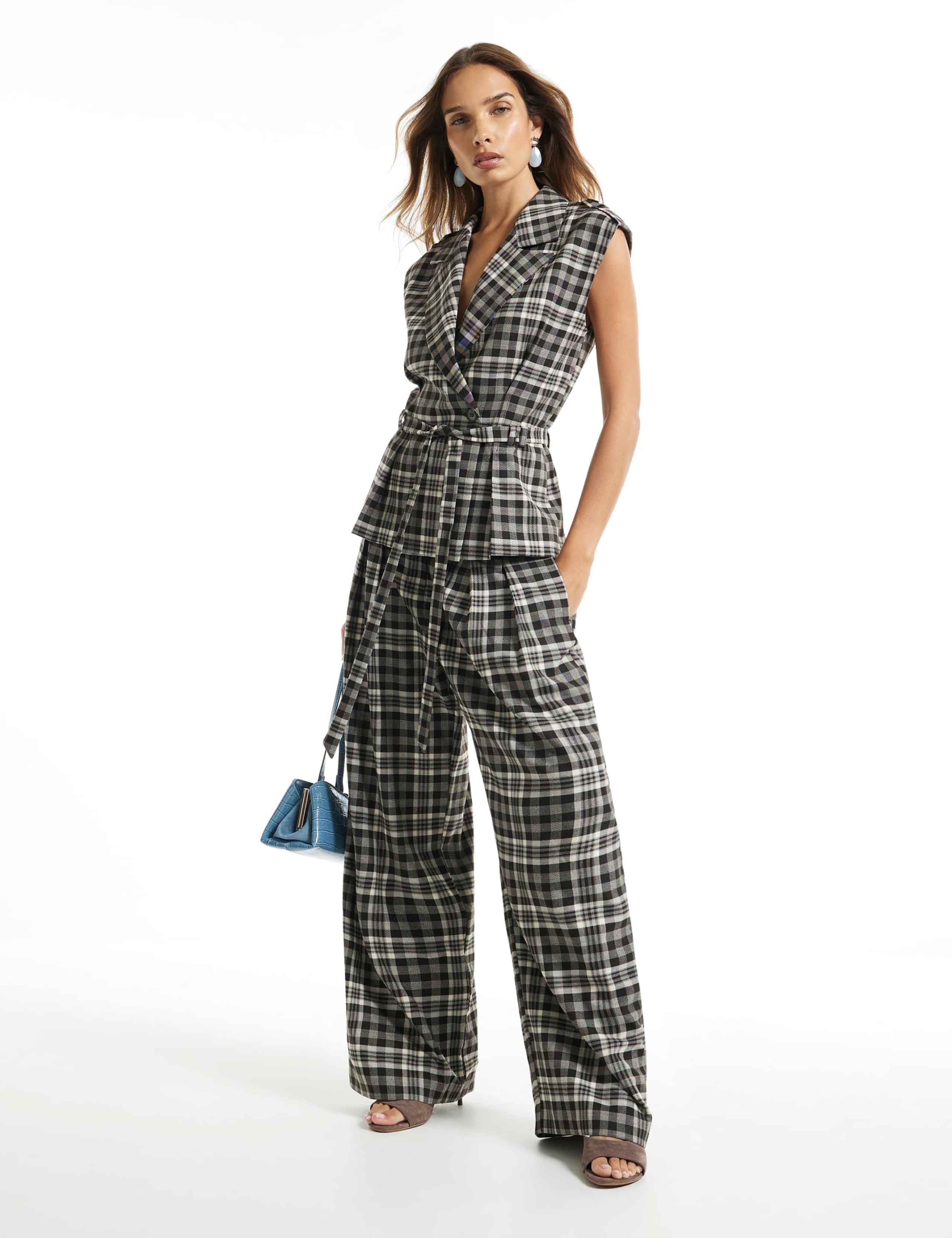 Checked Collared Tie Detail Shirt 6 of 6