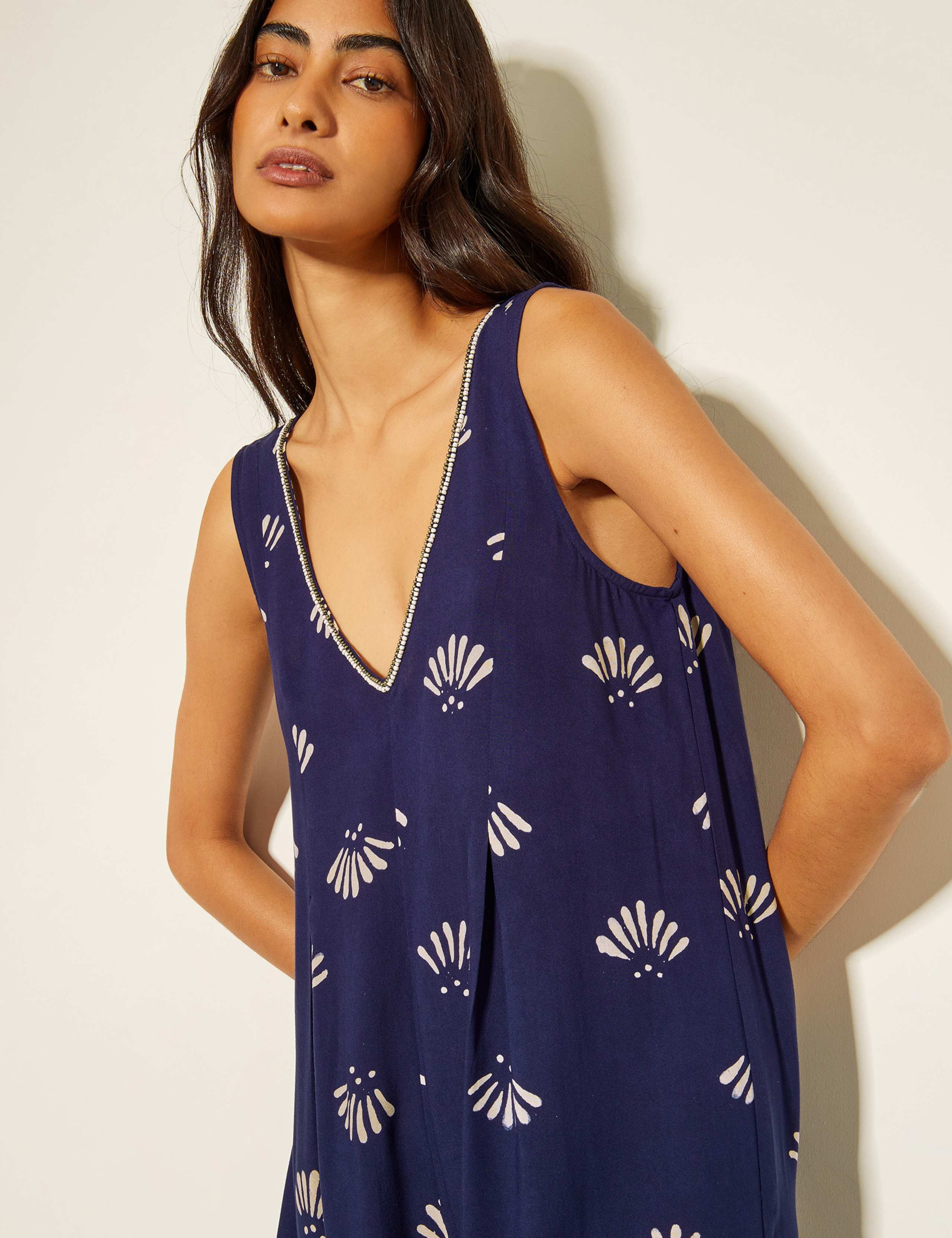 Printed Sleeveless Wide Leg Jumpsuit 2 of 4