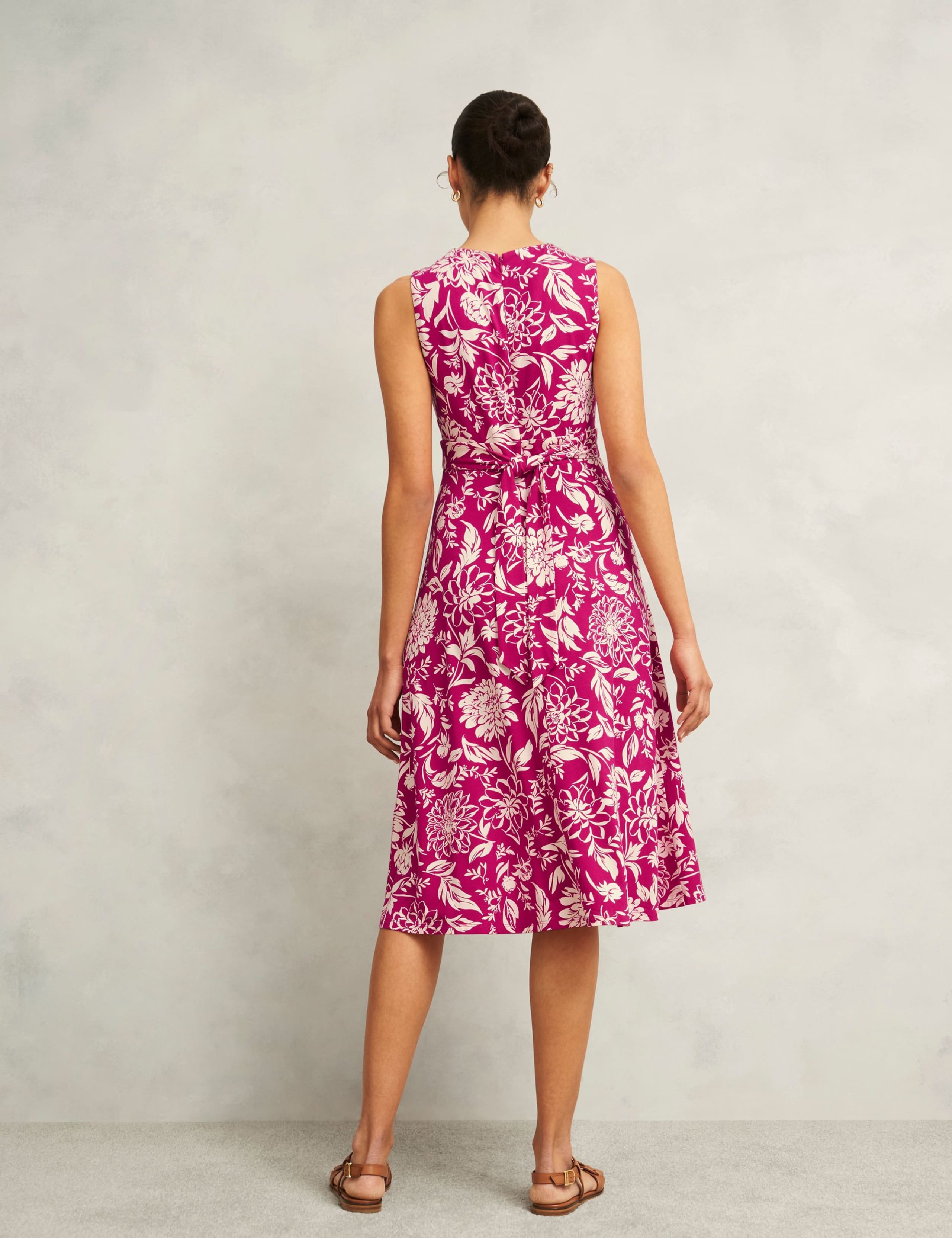 Jersey Floral Knee Length Skater Dress 5 of 7