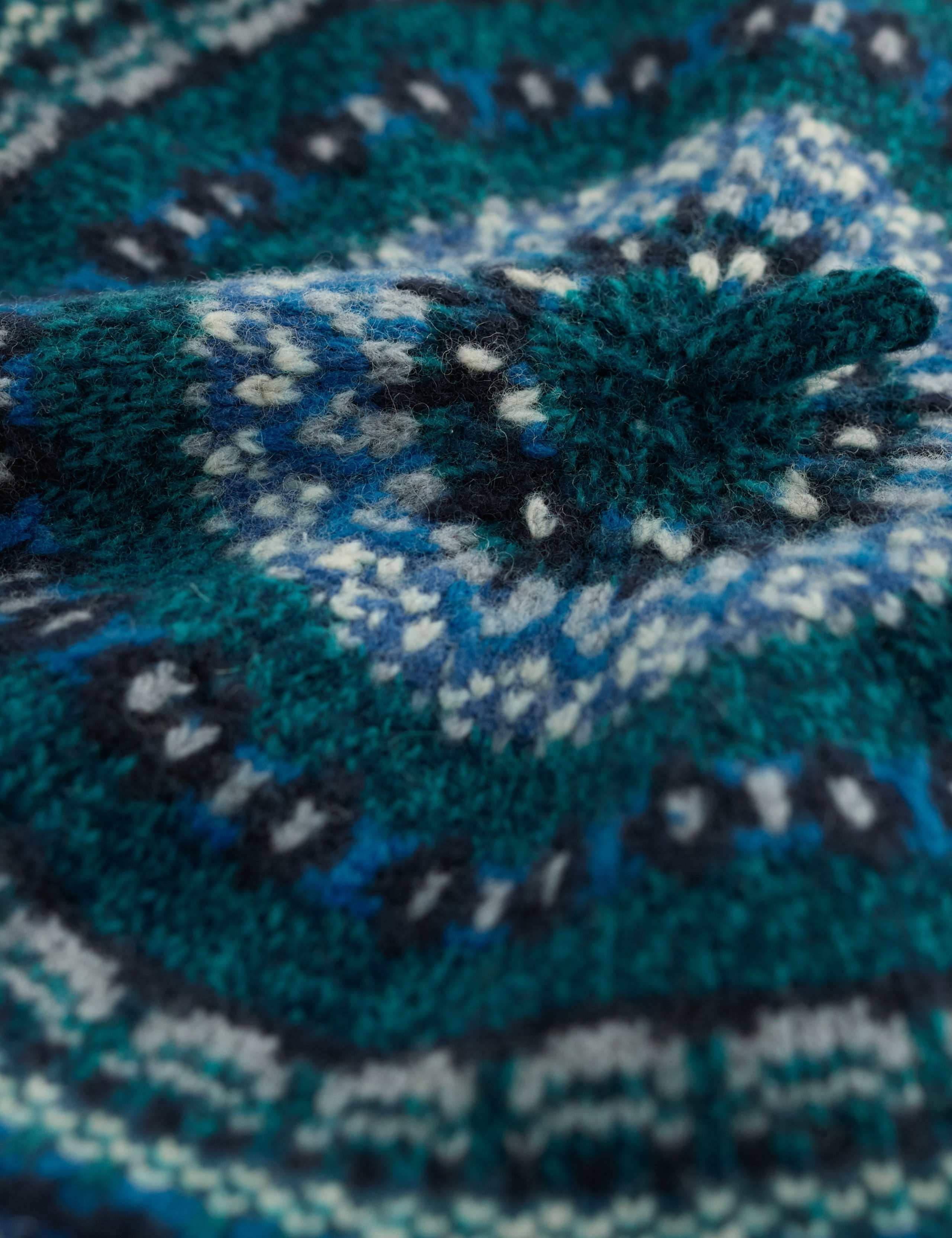 Wool Rich Fair Isle Beret 3 of 4