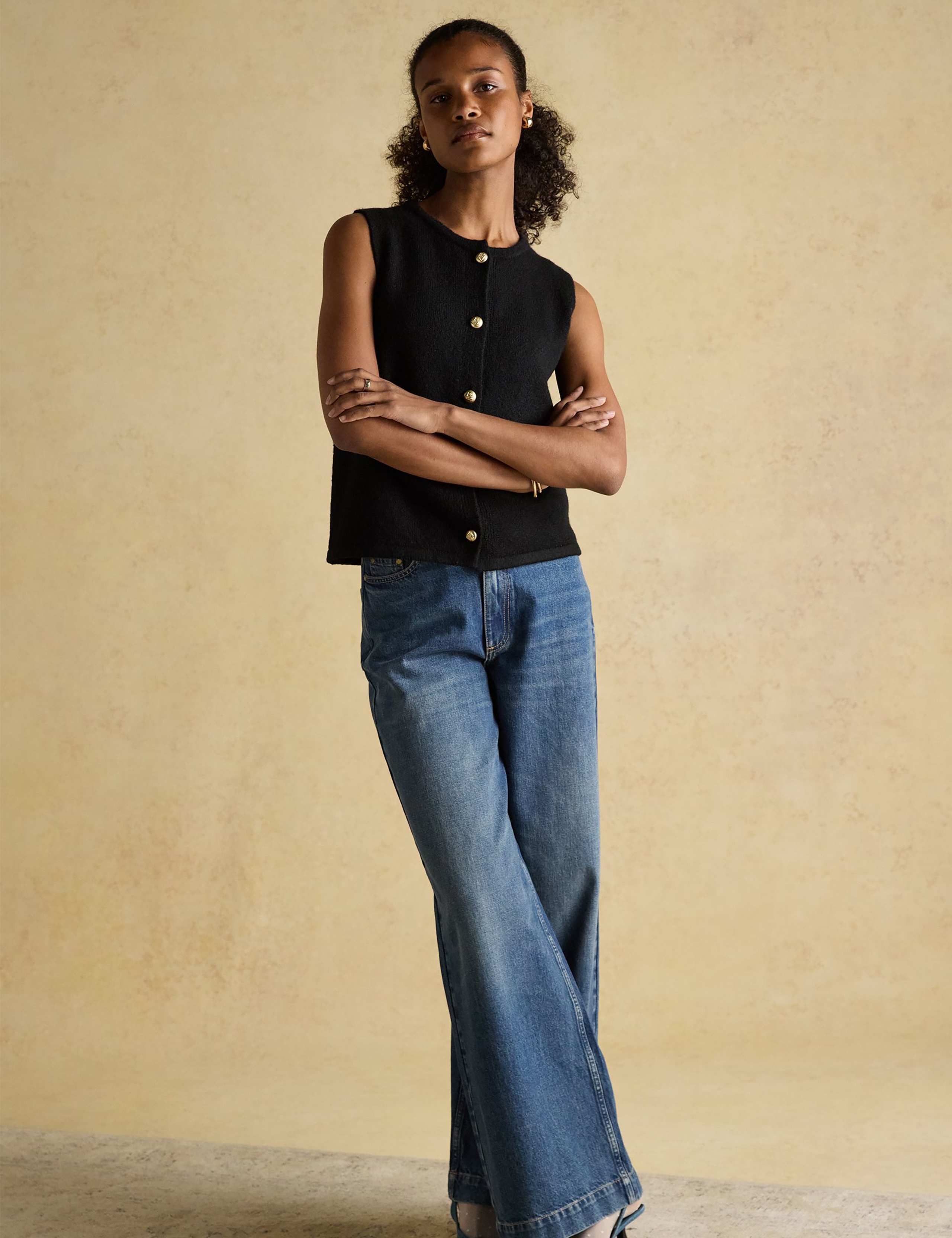 Textured Button Detail Knitted Vest 5 of 8