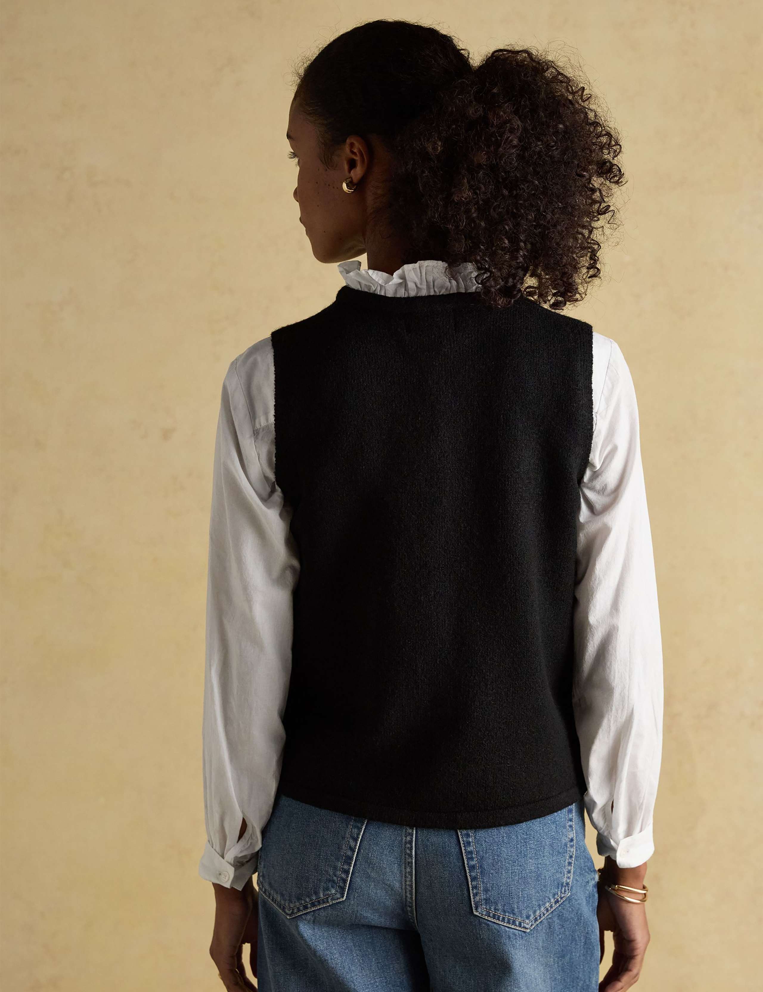 Textured Button Detail Knitted Vest 6 of 8