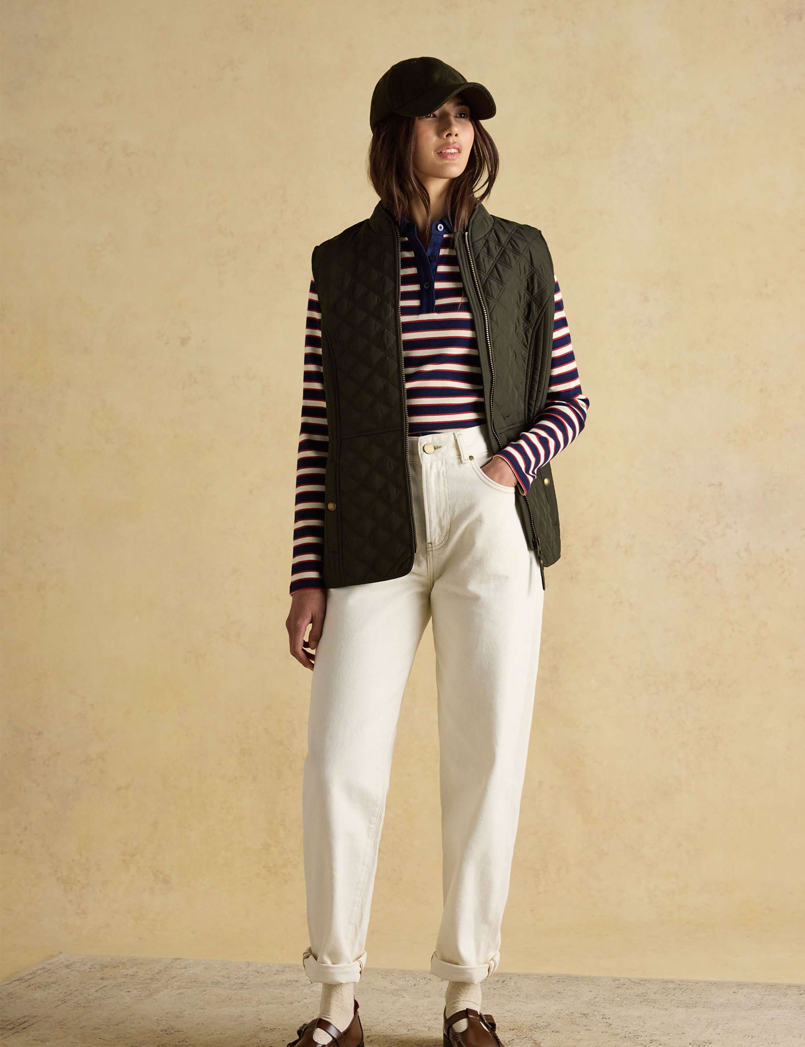 Quilted Funnel Neck Gilet 2 of 9