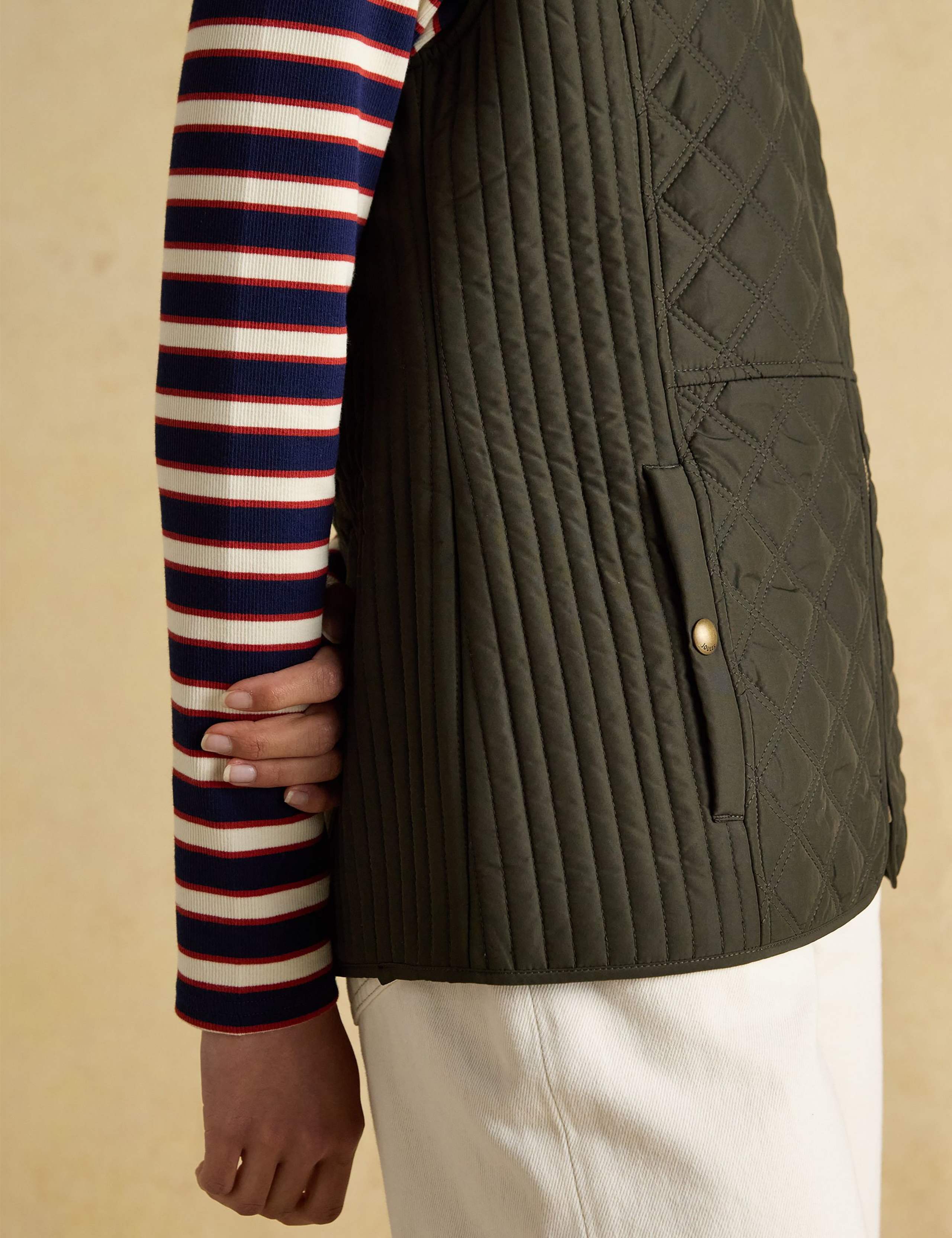 Quilted Funnel Neck Gilet 8 of 9