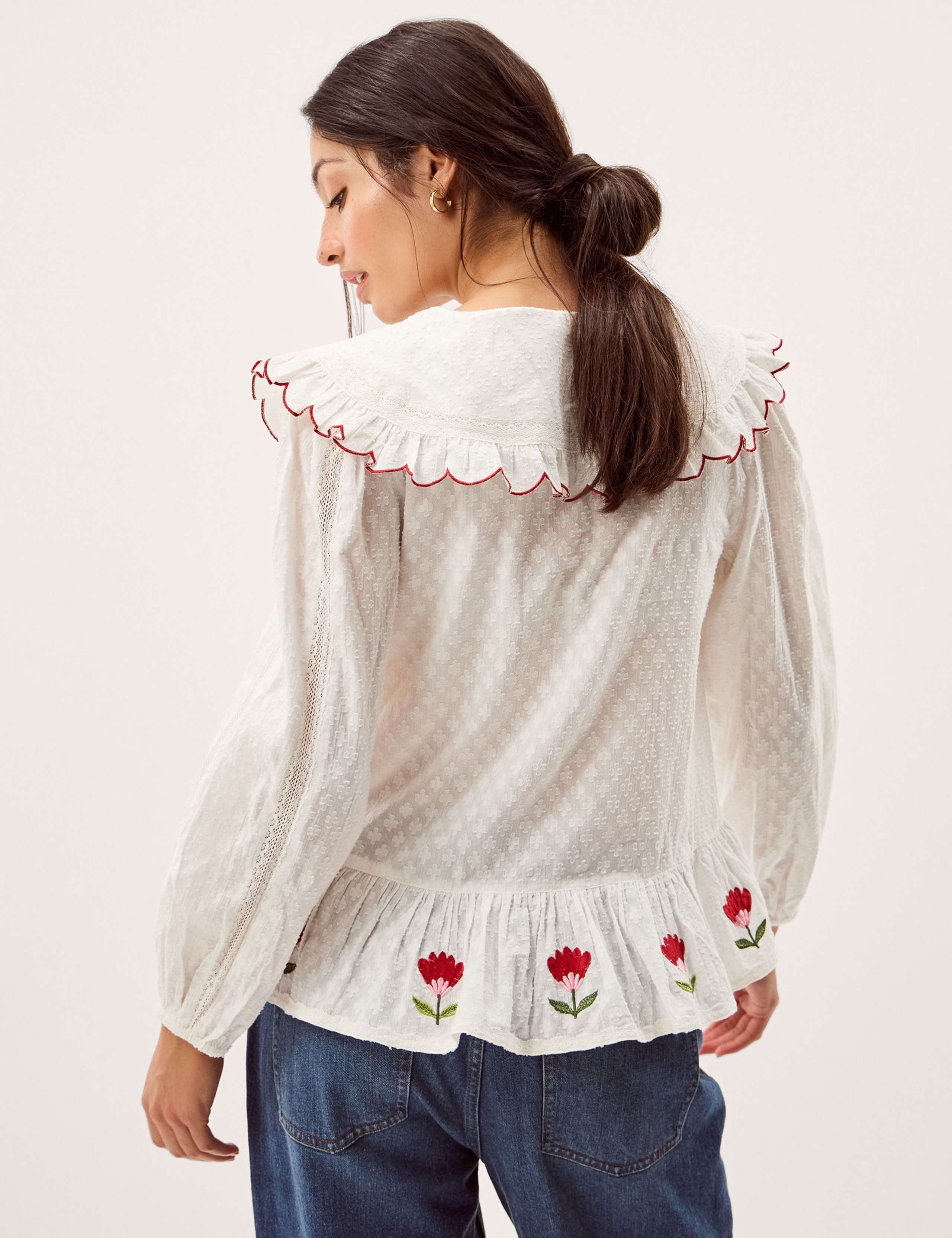 Tulip Embroidered Scallop Collar Top 5 of 5