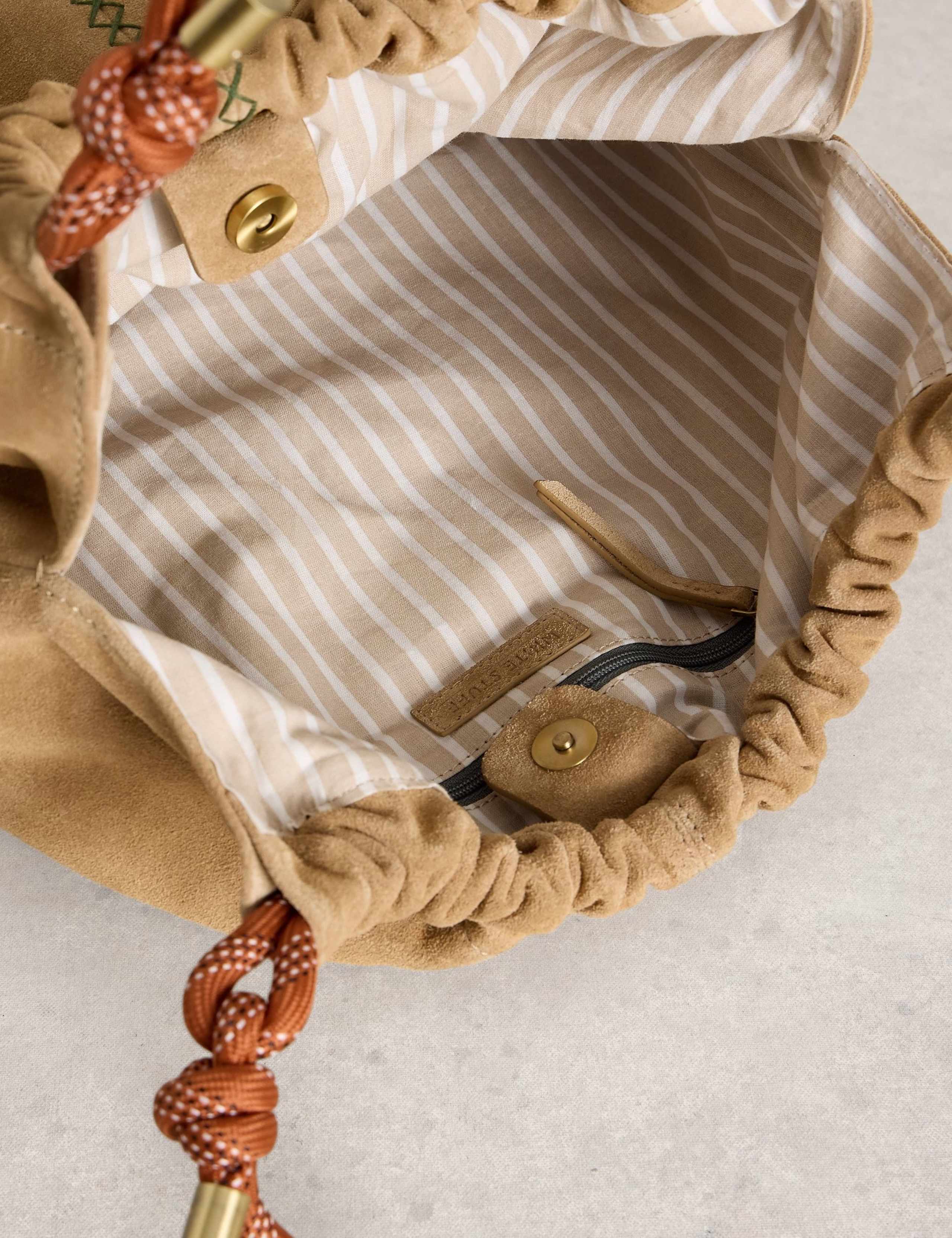 Leather Shoulder Bag 3 of 4