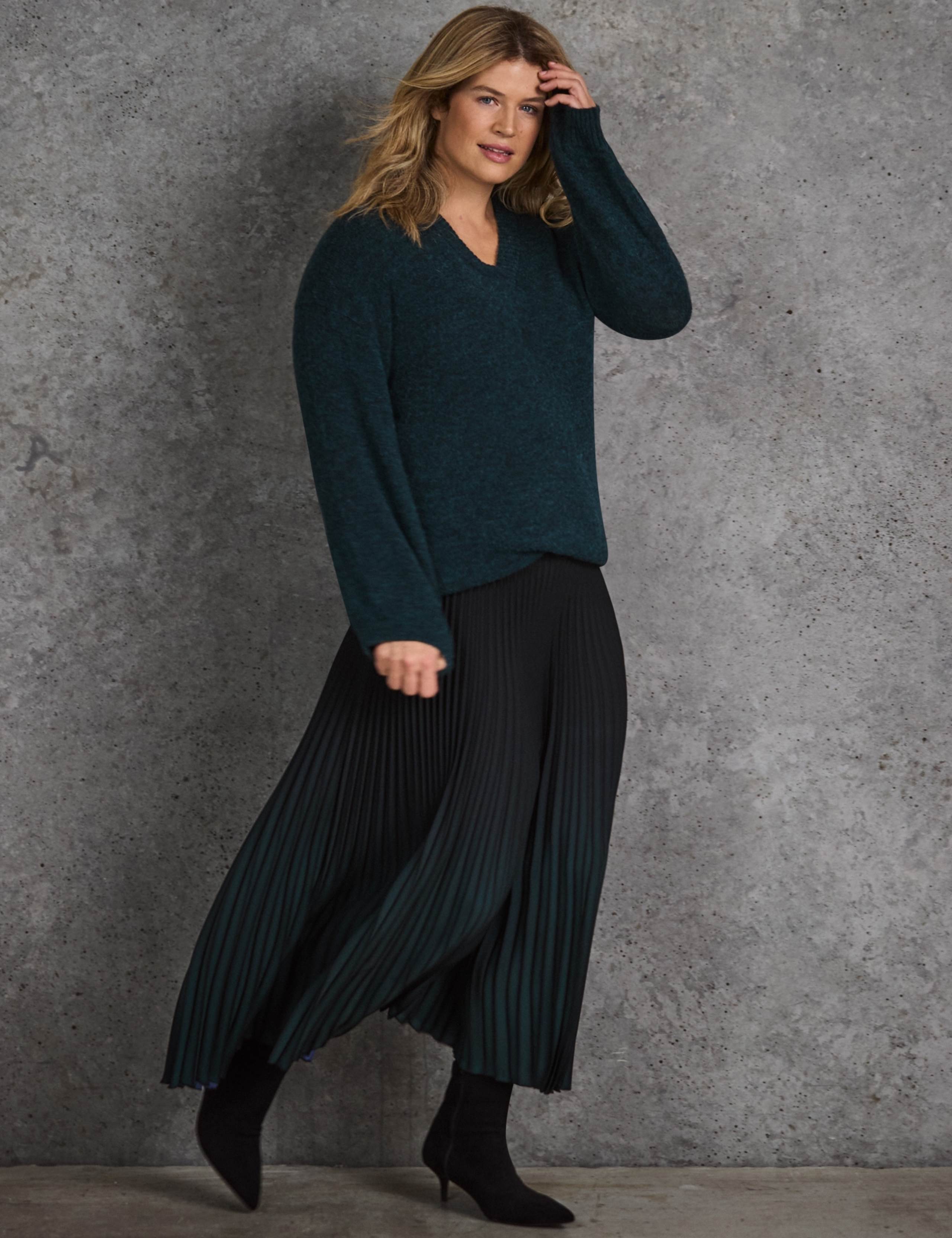 Ombré Plissé Midi Skirt 5 of 6