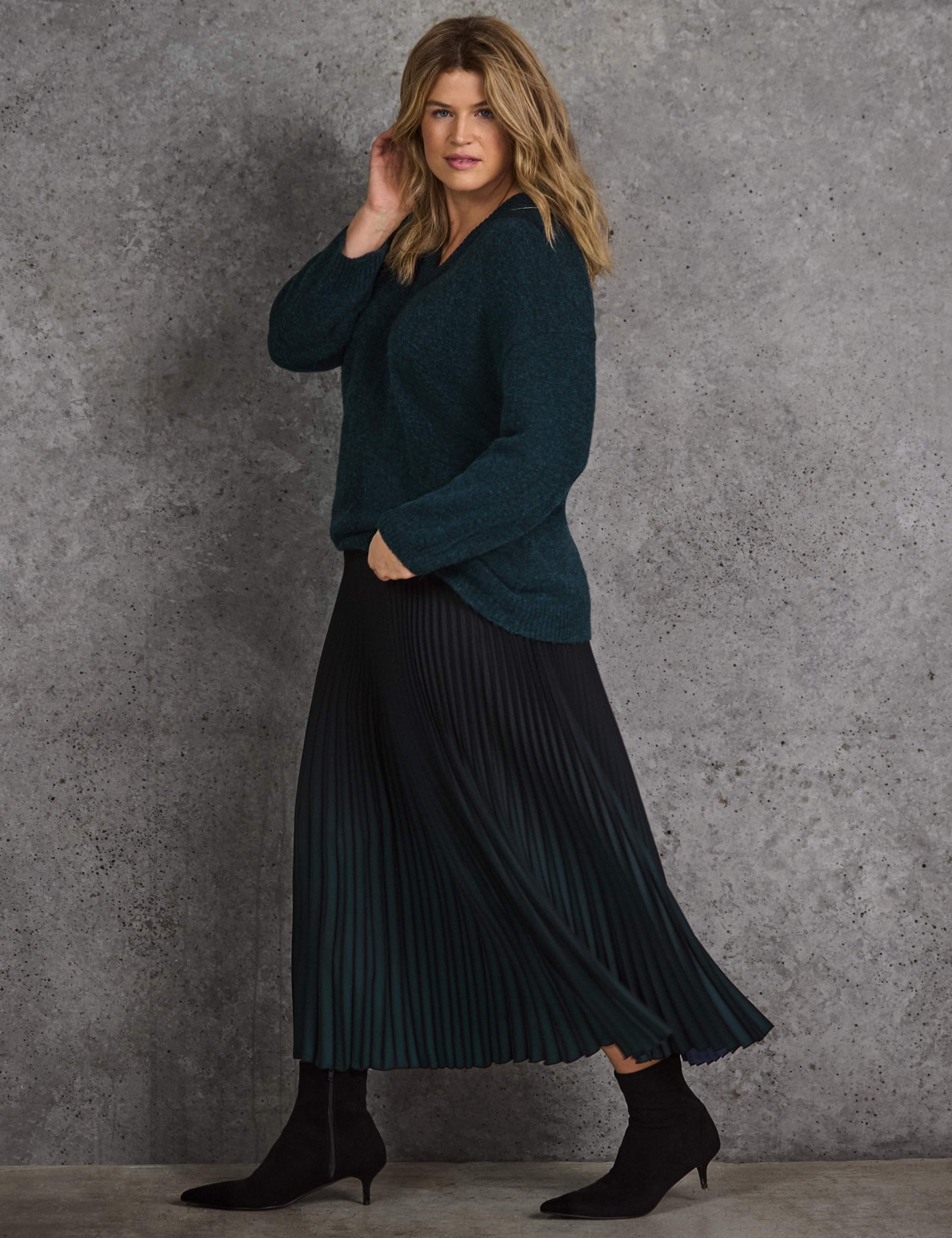 Ombré Plissé Midi Skirt 6 of 6