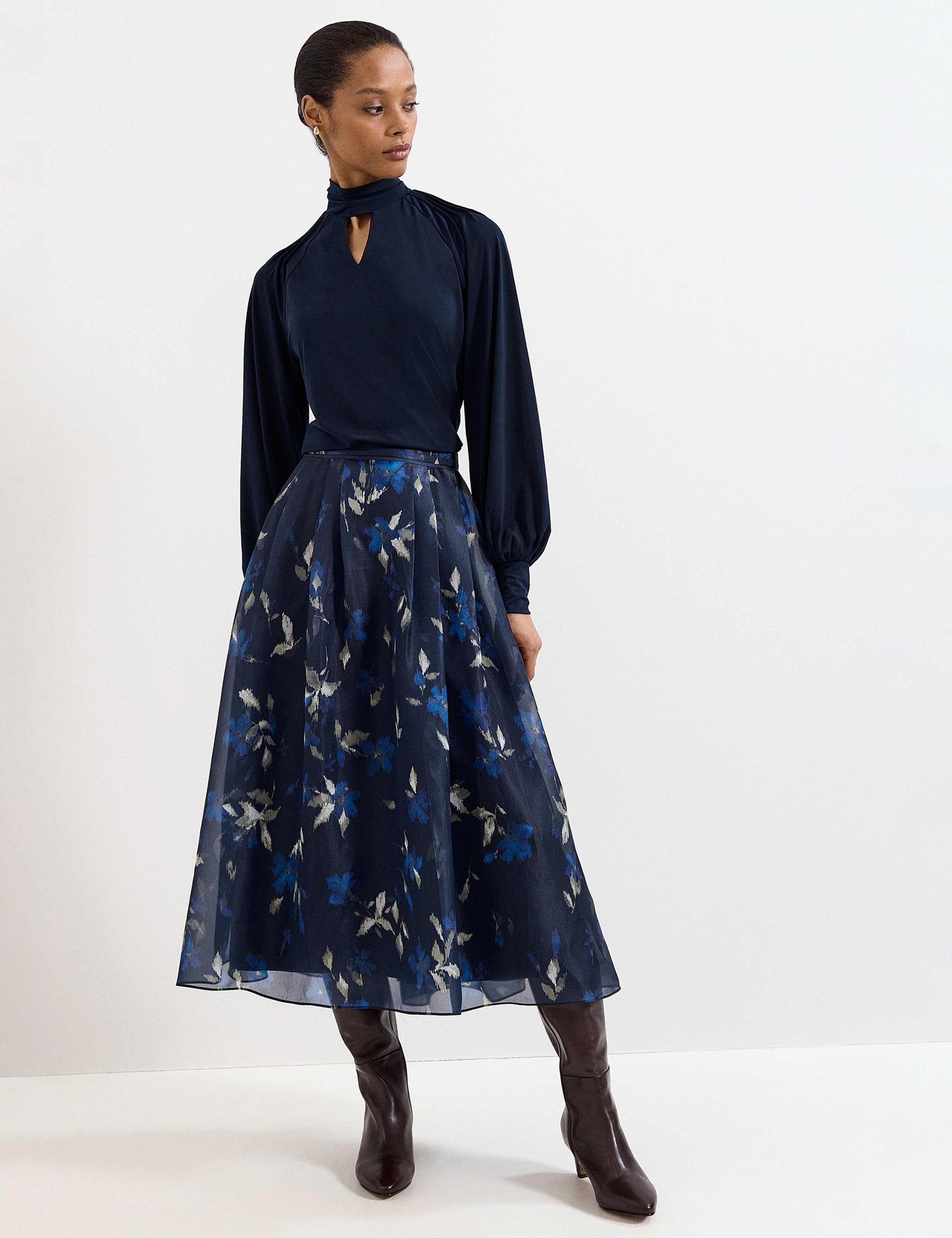 Floral Pleated Midi Skirt 4 of 7