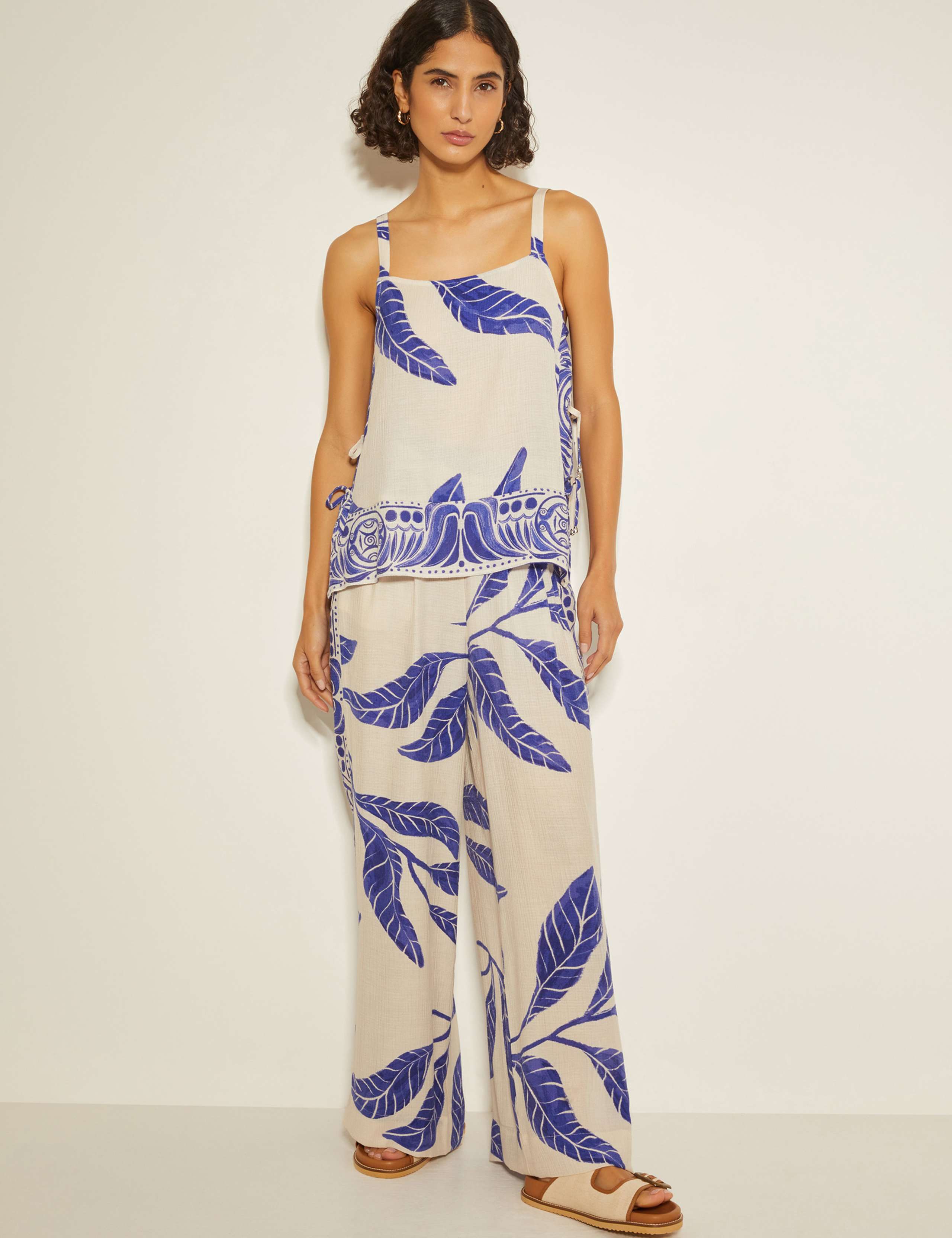 Printed Straight Leg Trousers 4 of 6
