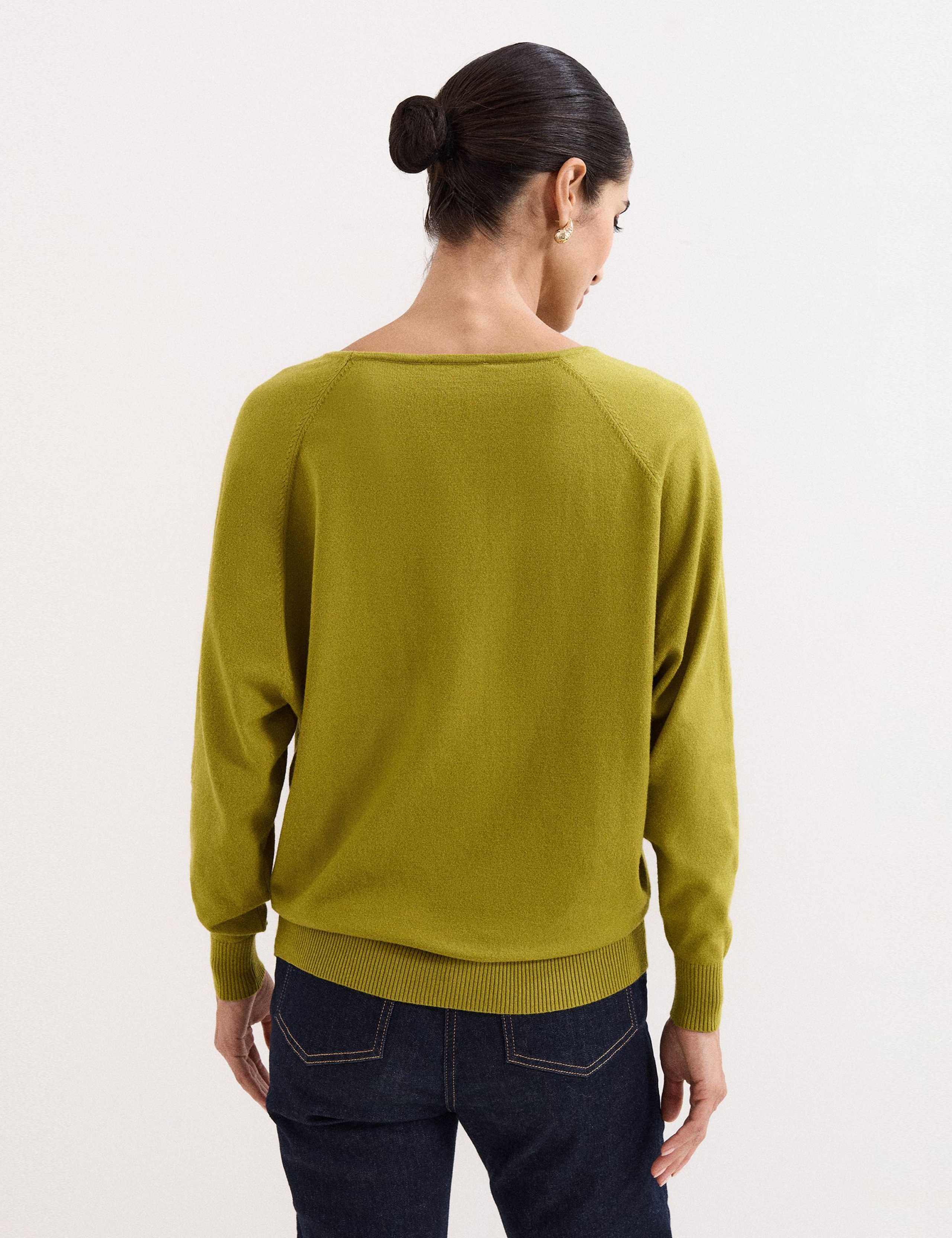 V-Neck Jumper 5 of 7