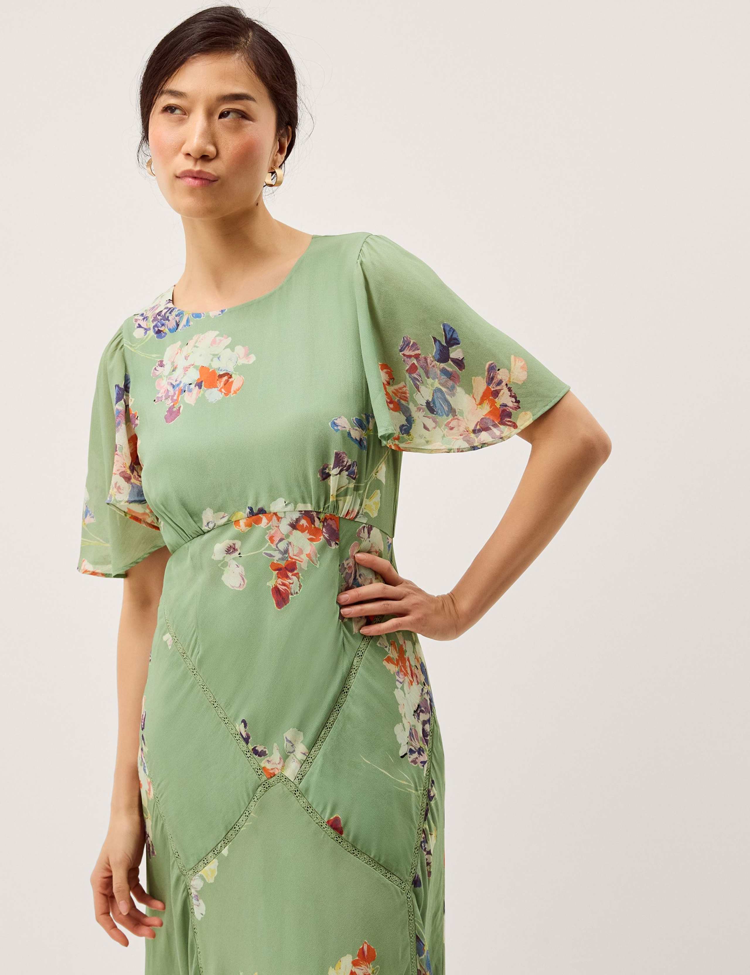 Floral Midaxi Tea Dress 3 of 5