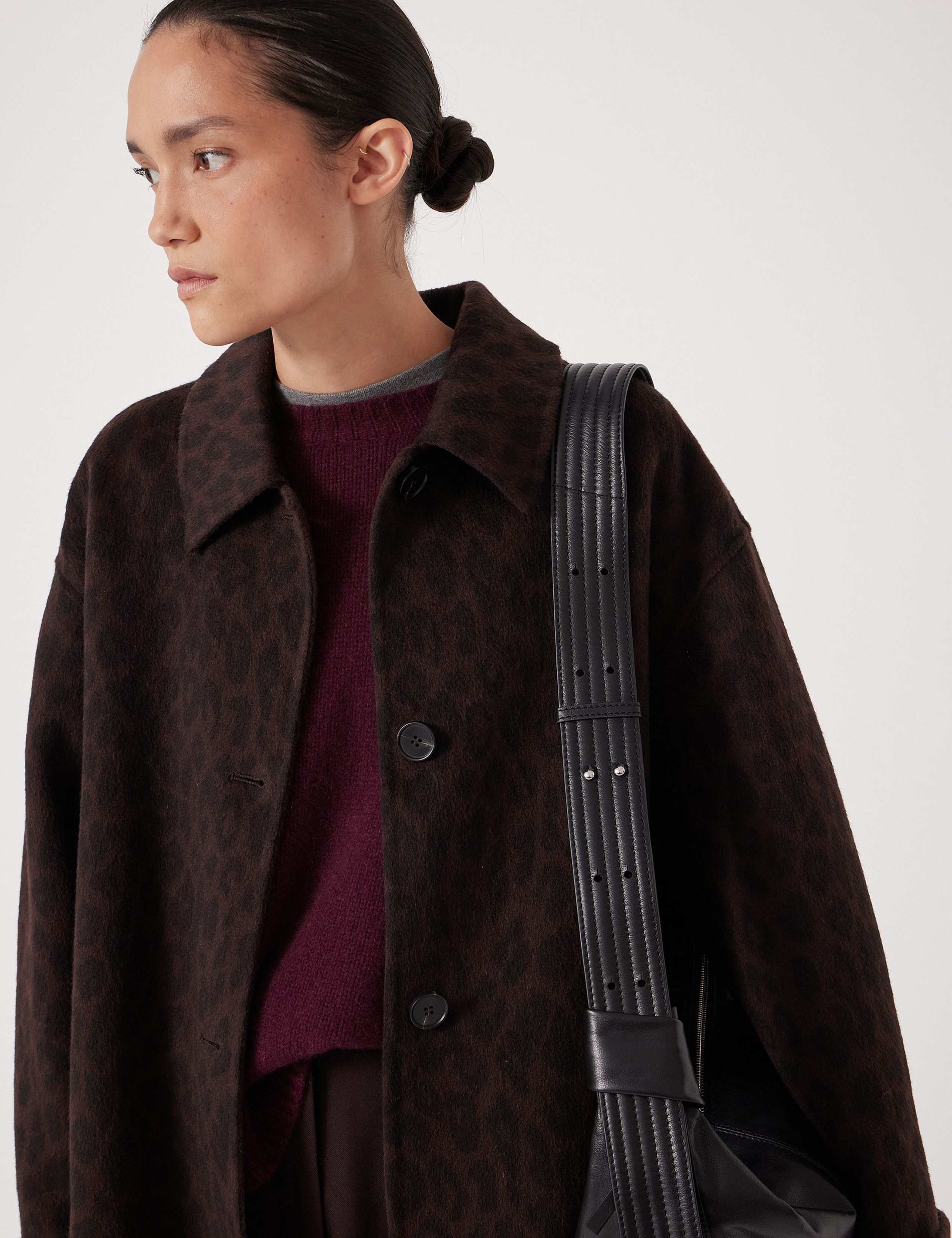 Oversized Leather Crescent Shoulder Bag 5 of 6