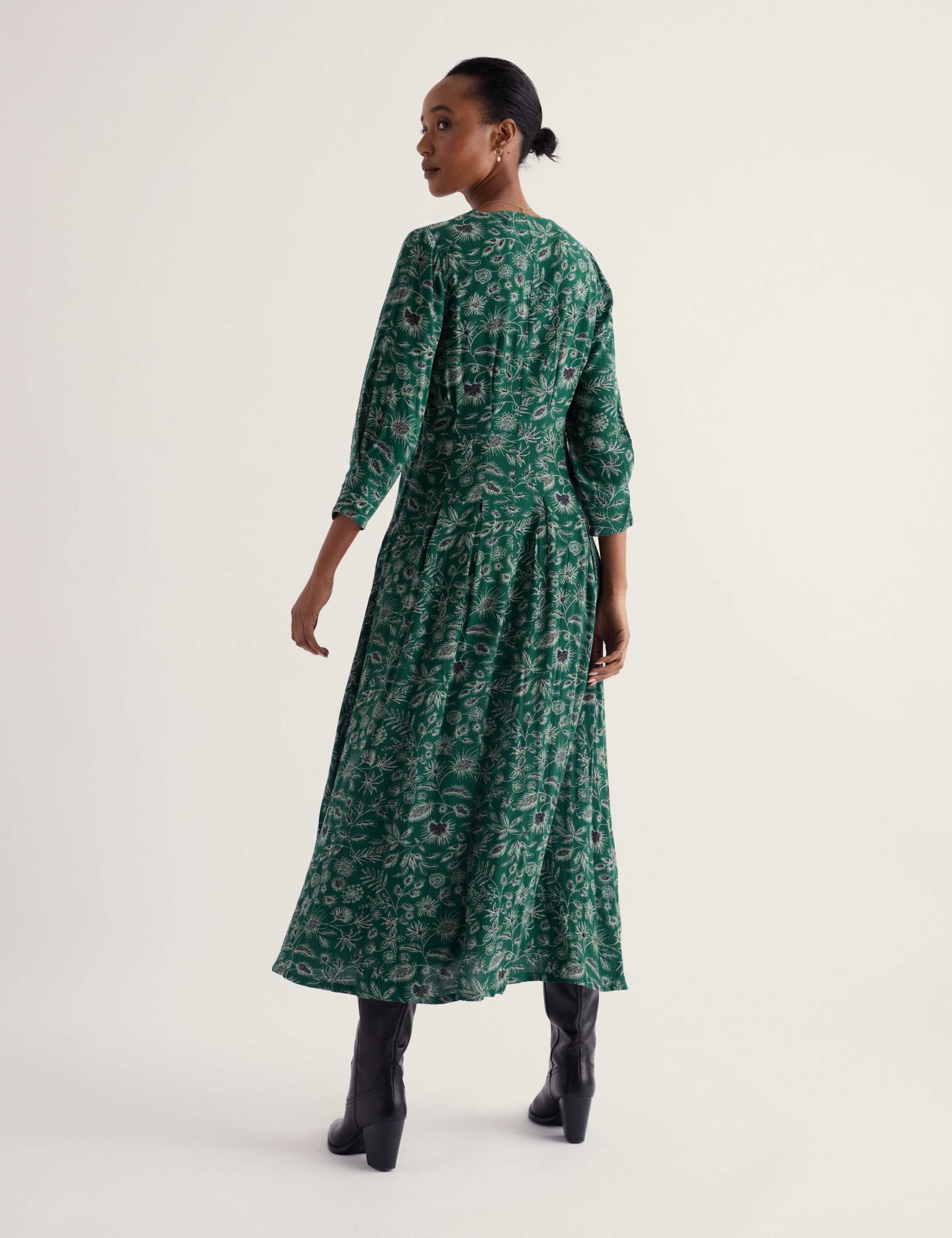 Printed V Neck Midaxi Dress 5 of 5