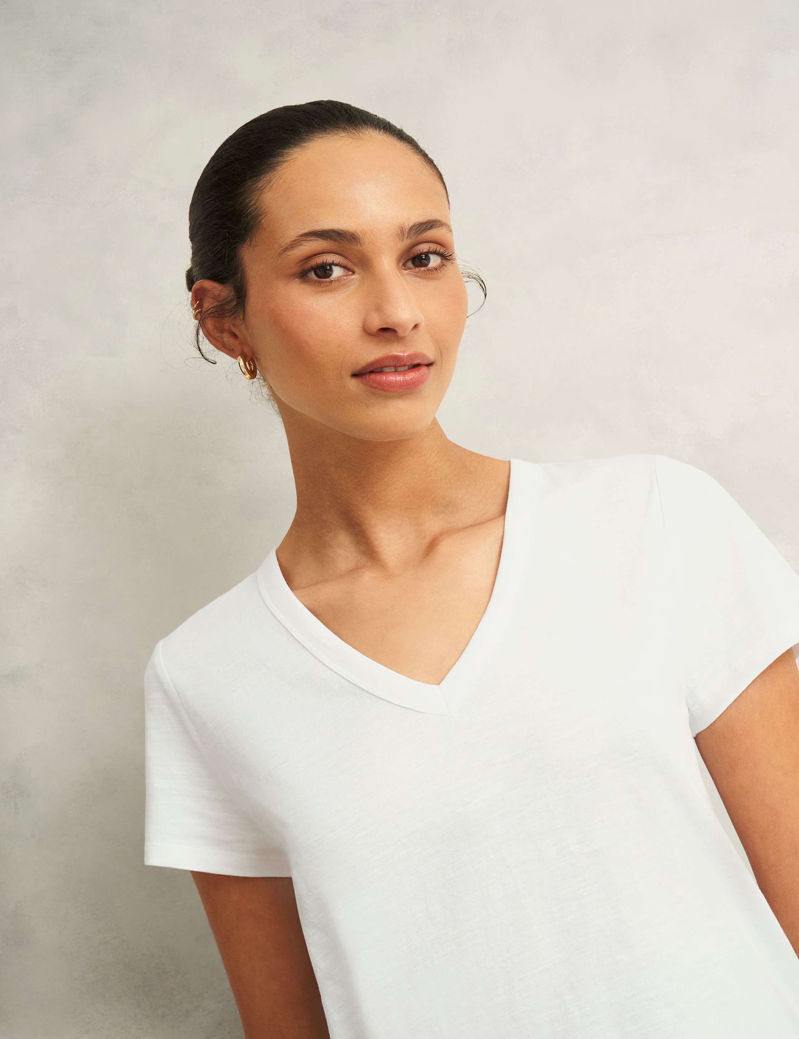 Pure Cotton V-Neck T-Shirt 4 of 5