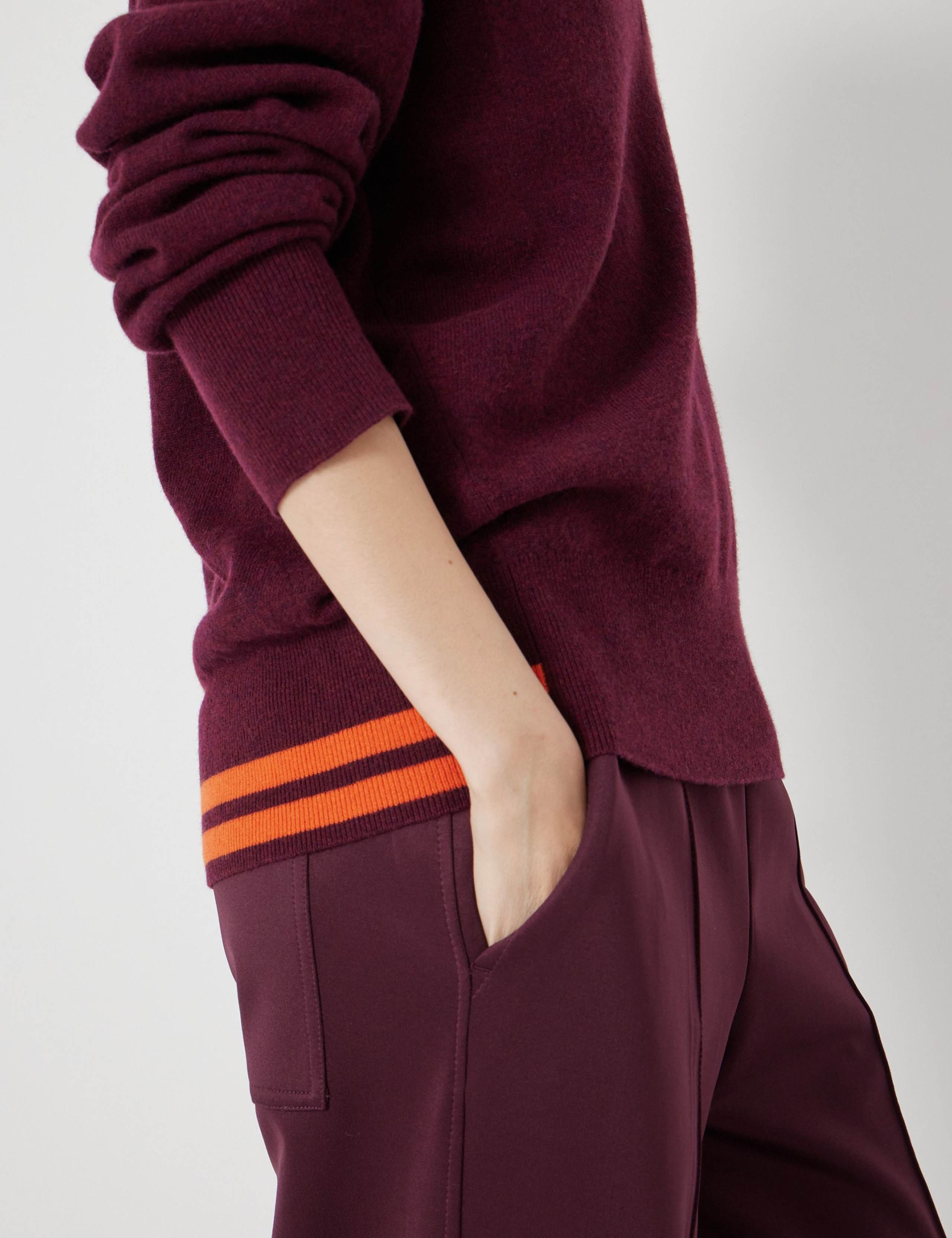Pure Merino Wool V-Neck Tipped Detail Jumper 5 of 5